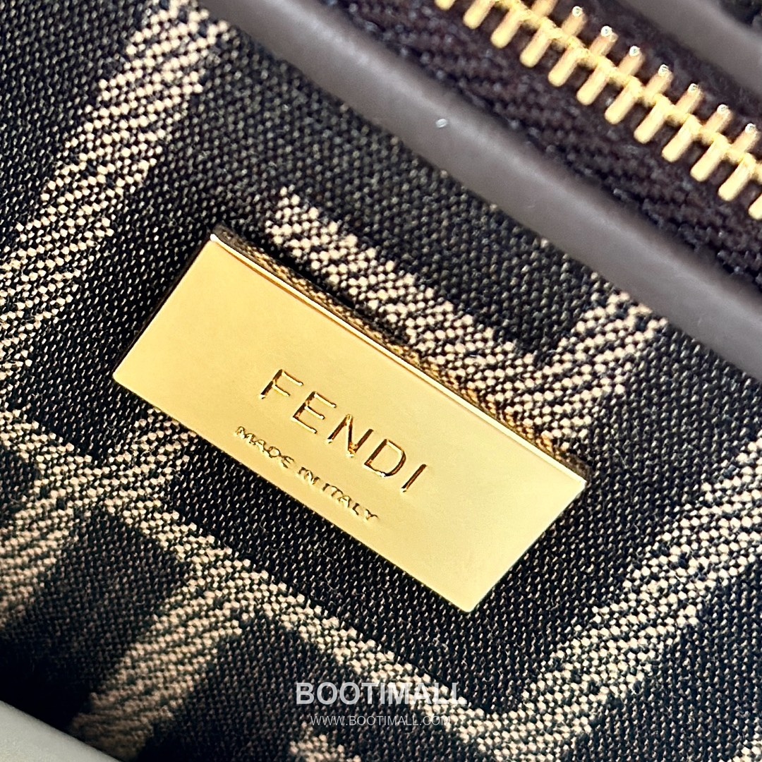 Fendi Peekaboo Leather Top Handle Bag 펜디 피카부 가죽 탑핸들백 23cm 8
