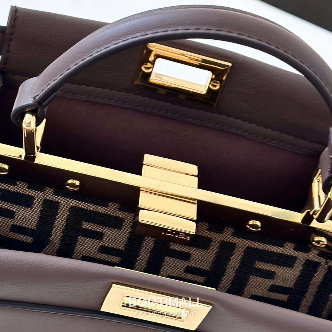 Fendi Peekaboo Leather Top Handle Bag 펜디 피카부 가죽 탑핸들백 23cm 11