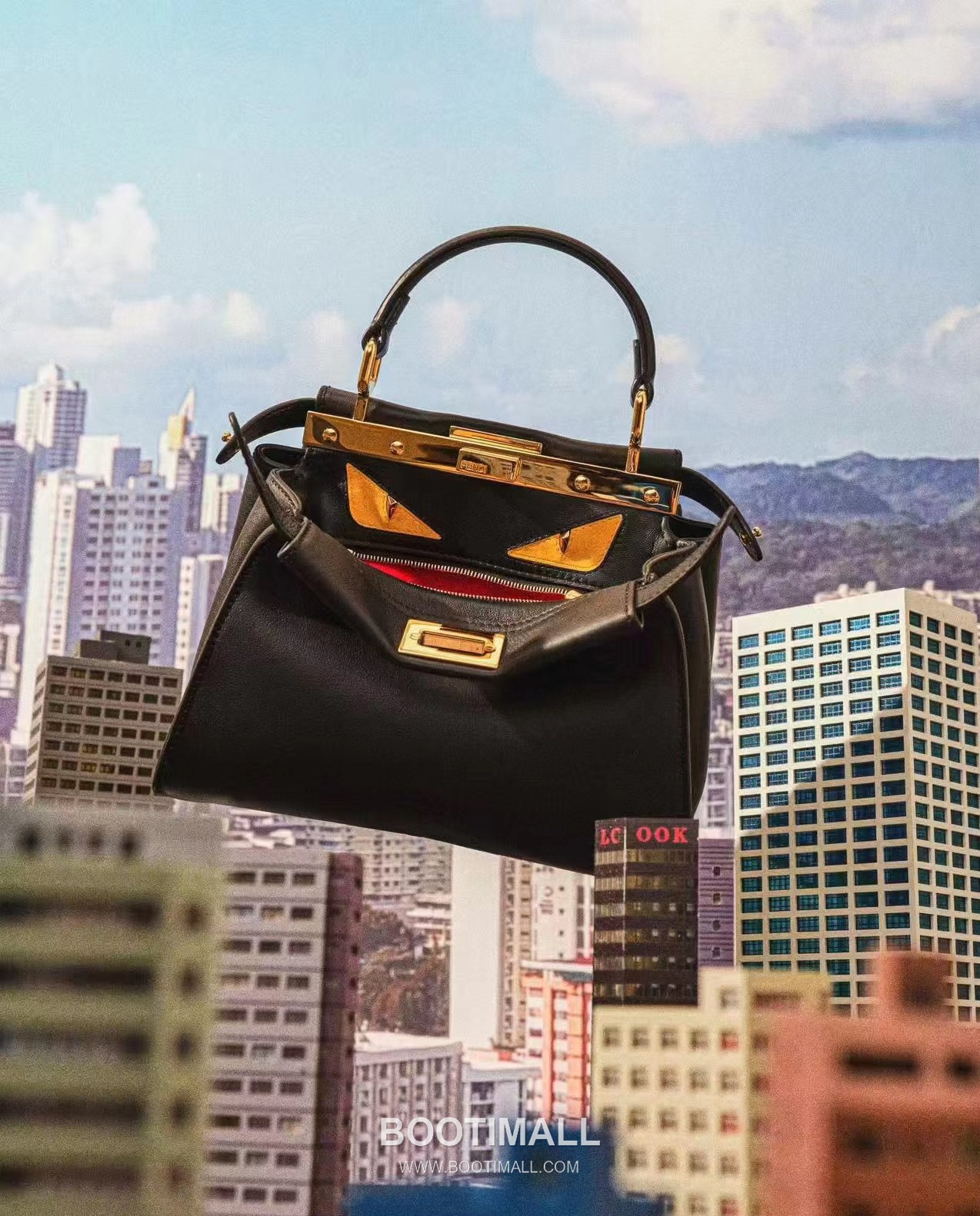 Fendi Peekaboo Monster Eye Calfskin Black Top Handle Bag 펜디 피카부 몬스터 아이 카프스킨 블랙 탑핸들백 23cm 3