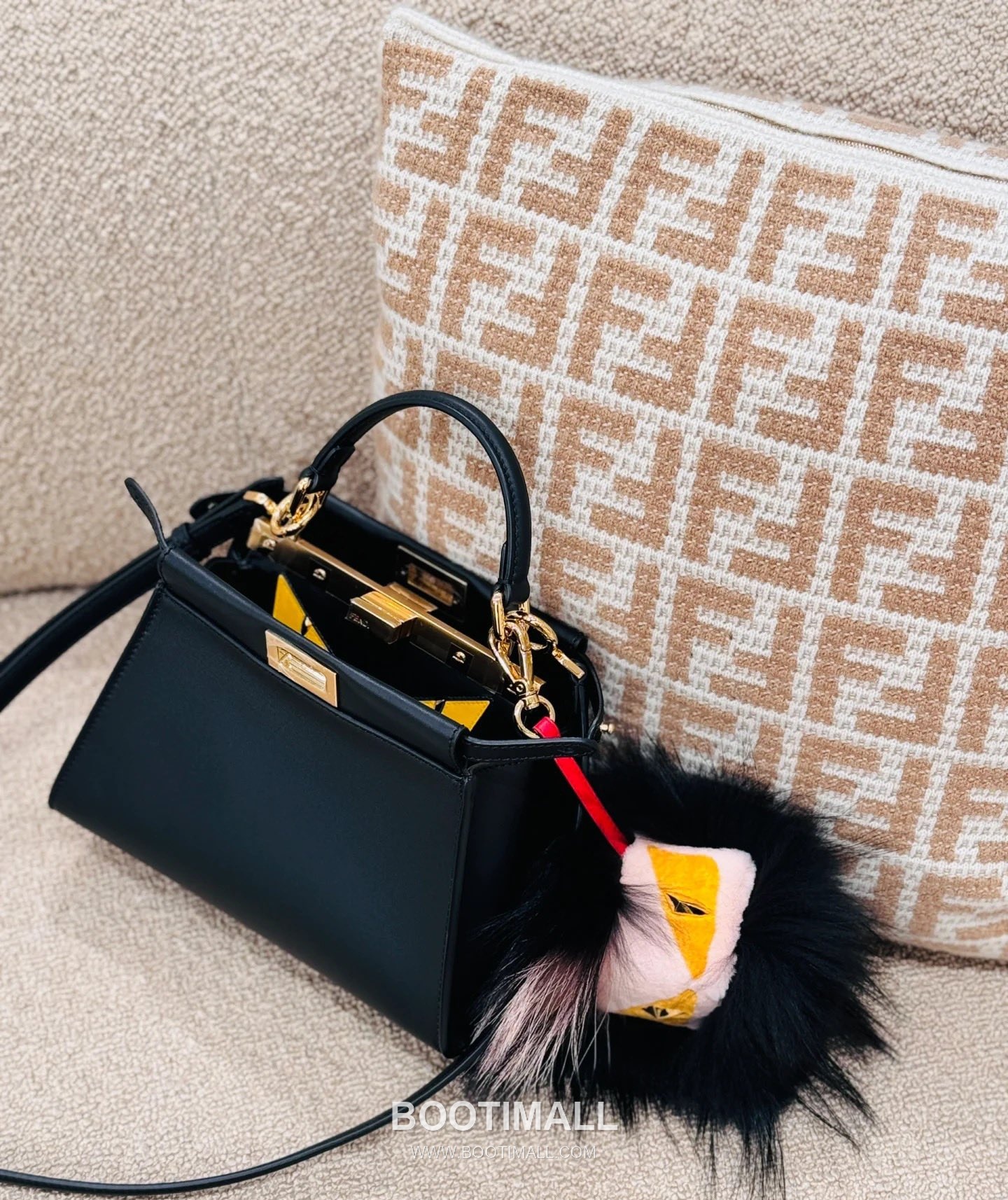 Fendi Peekaboo Monster Eye Calfskin Black Top Handle Bag 펜디 피카부 몬스터 아이 카프스킨 블랙 탑핸들백 23cm 6