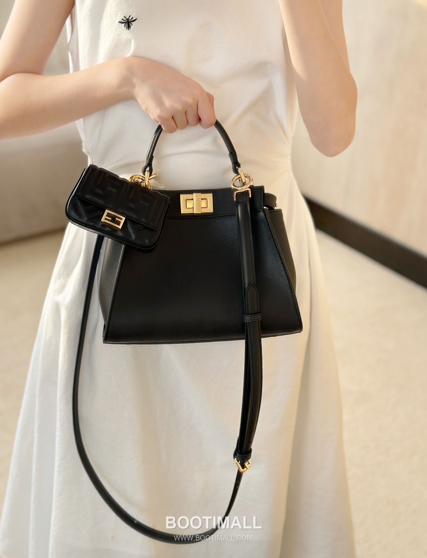 Fendi Peekaboo Monster Eye Calfskin Black Top Handle Bag 펜디 피카부 몬스터 아이 카프스킨 블랙 탑핸들백 23cm 8