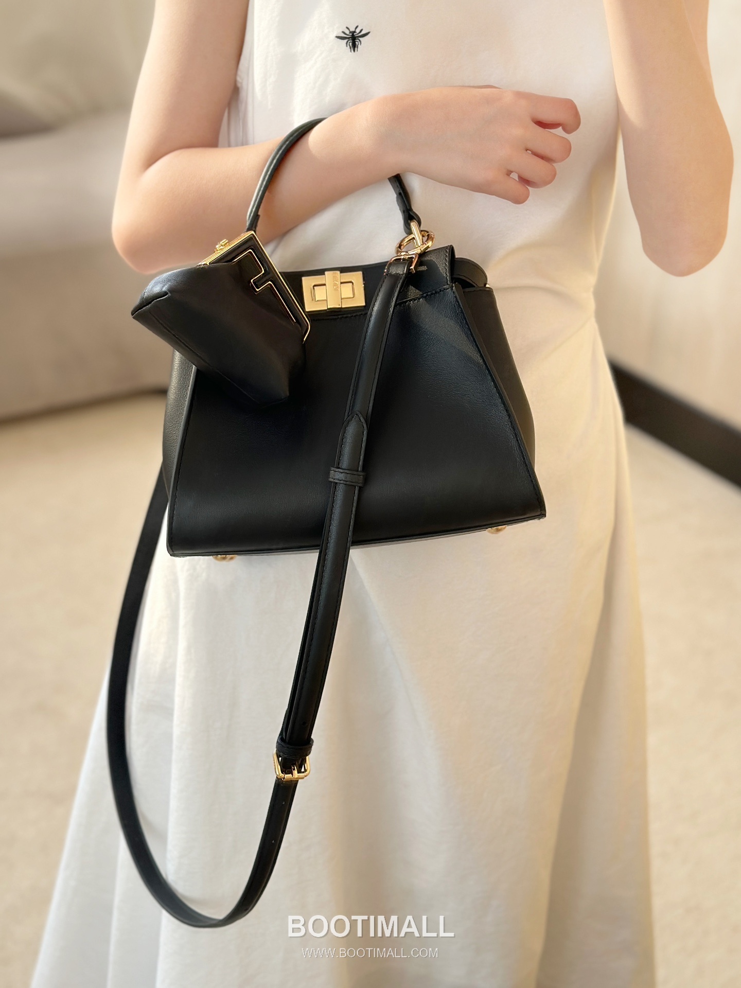 Fendi Peekaboo Monster Eye Calfskin Black Top Handle Bag 펜디 피카부 몬스터 아이 카프스킨 블랙 탑핸들백 23cm 10