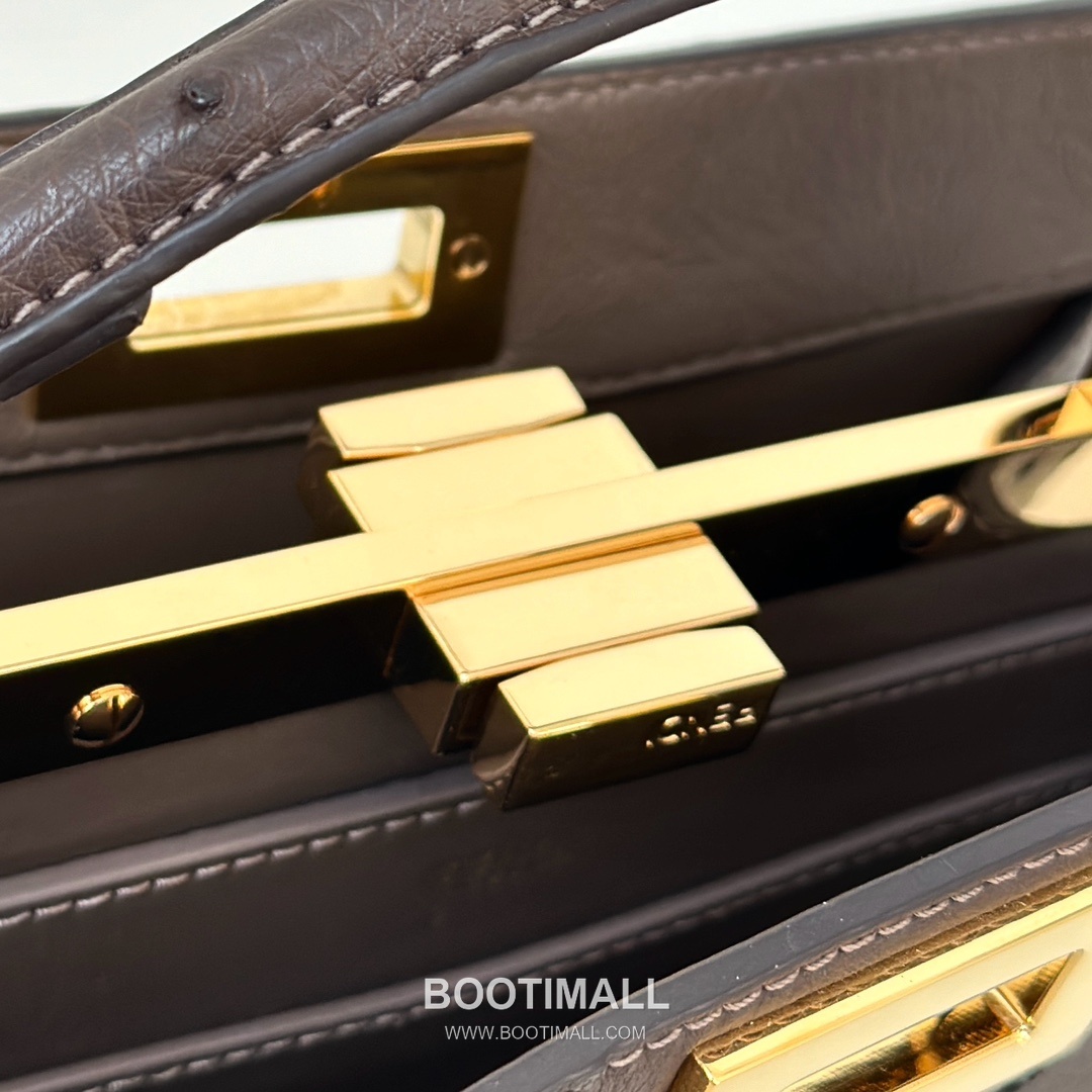 Fendi Peekaboo ISeeU Accordion Ostrich Leather Brown Top Handle Bag 펜디 피카부 아이씨유 아코디언 오스트리치 레더 브라운 탑핸들백 27cm 8