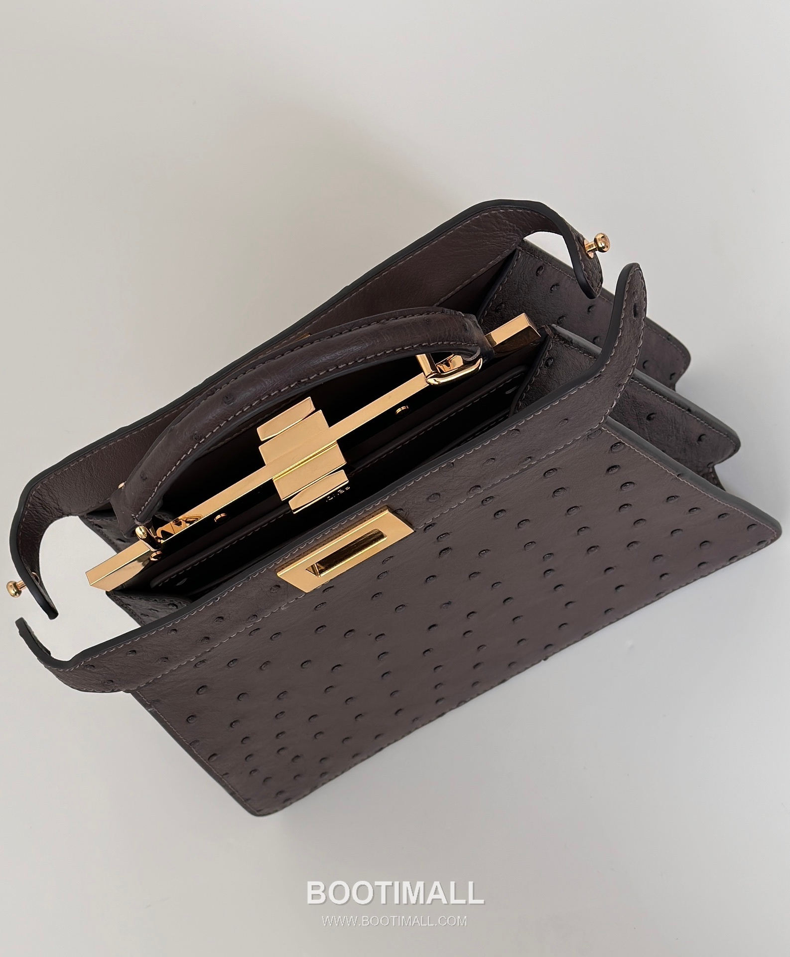 Fendi Peekaboo ISeeU Accordion Ostrich Leather Brown Top Handle Bag 펜디 피카부 아이씨유 아코디언 오스트리치 레더 브라운 탑핸들백 27cm 12