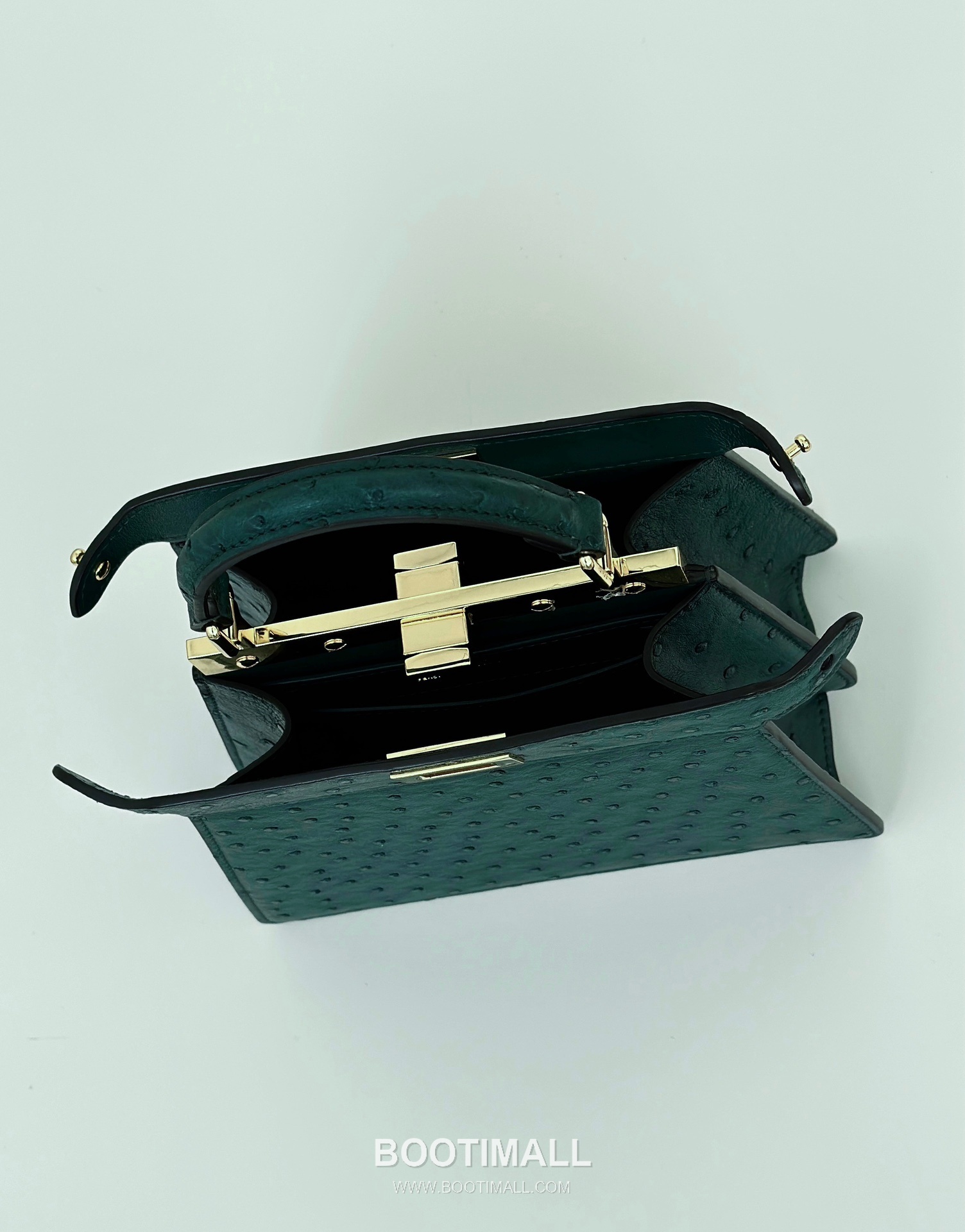 Fendi Peekaboo ISeeU Ostrich Leather Top Handle Bag 펜디 피카부 아이씨유 오스트리치 가죽 탑핸들백 27cm 17