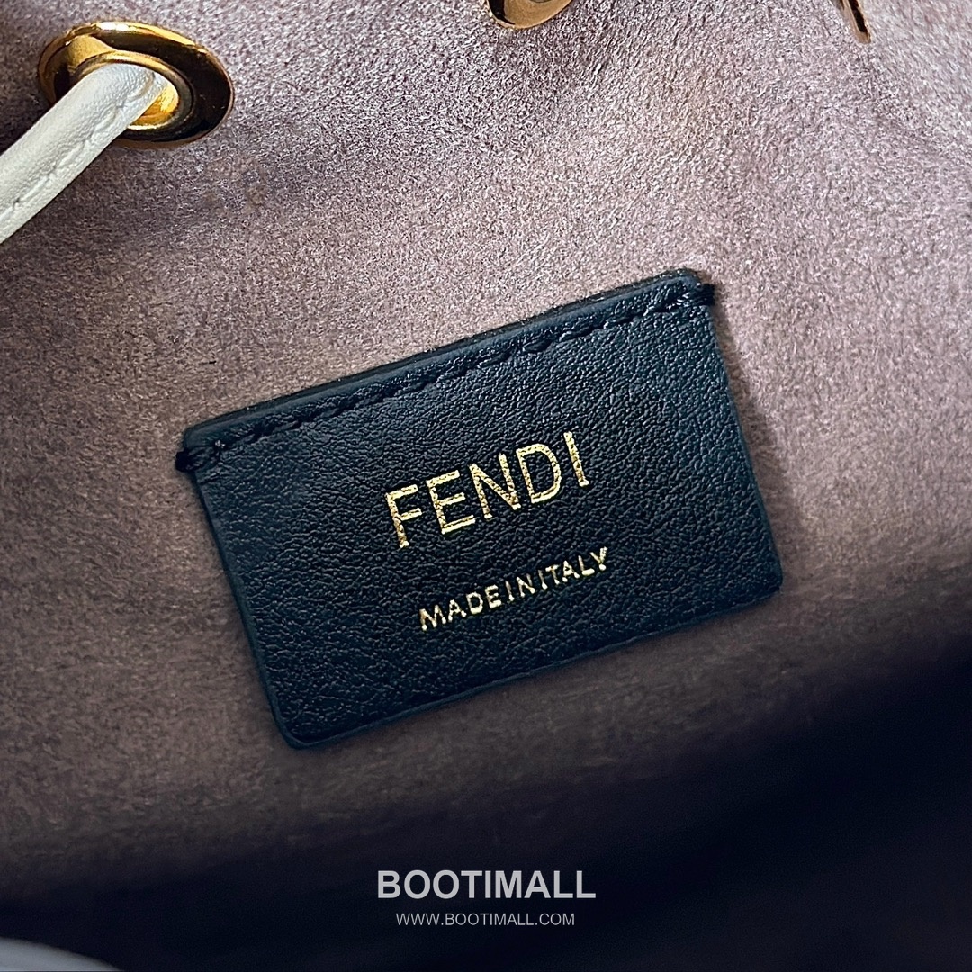 Fendi Mon Tresor FF Embossed Calfskin Bucket Bag 펜디 몽트레조르 FF 엠보스드 송아지가죽 버킷백 18cm 12