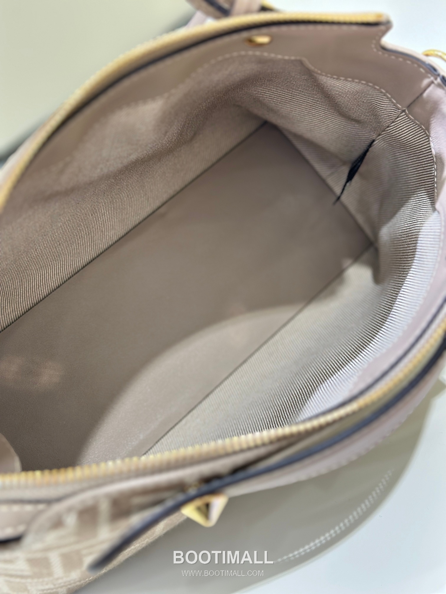 Fendi FF Jacquard Denim Boston Top Handle Bag 펜디 FF 자카드 데님 보스턴 탑핸들백 28cm 18