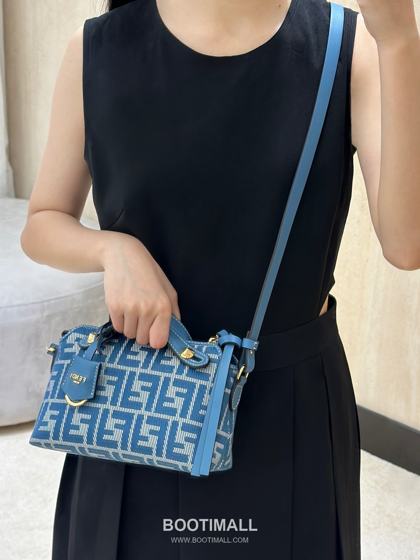 Fendi FF Denim Jacquard Boston Blue Top Handle Bag 펜디 FF 데님 자카드 보스턴 블루 탑핸들백 20cm 1