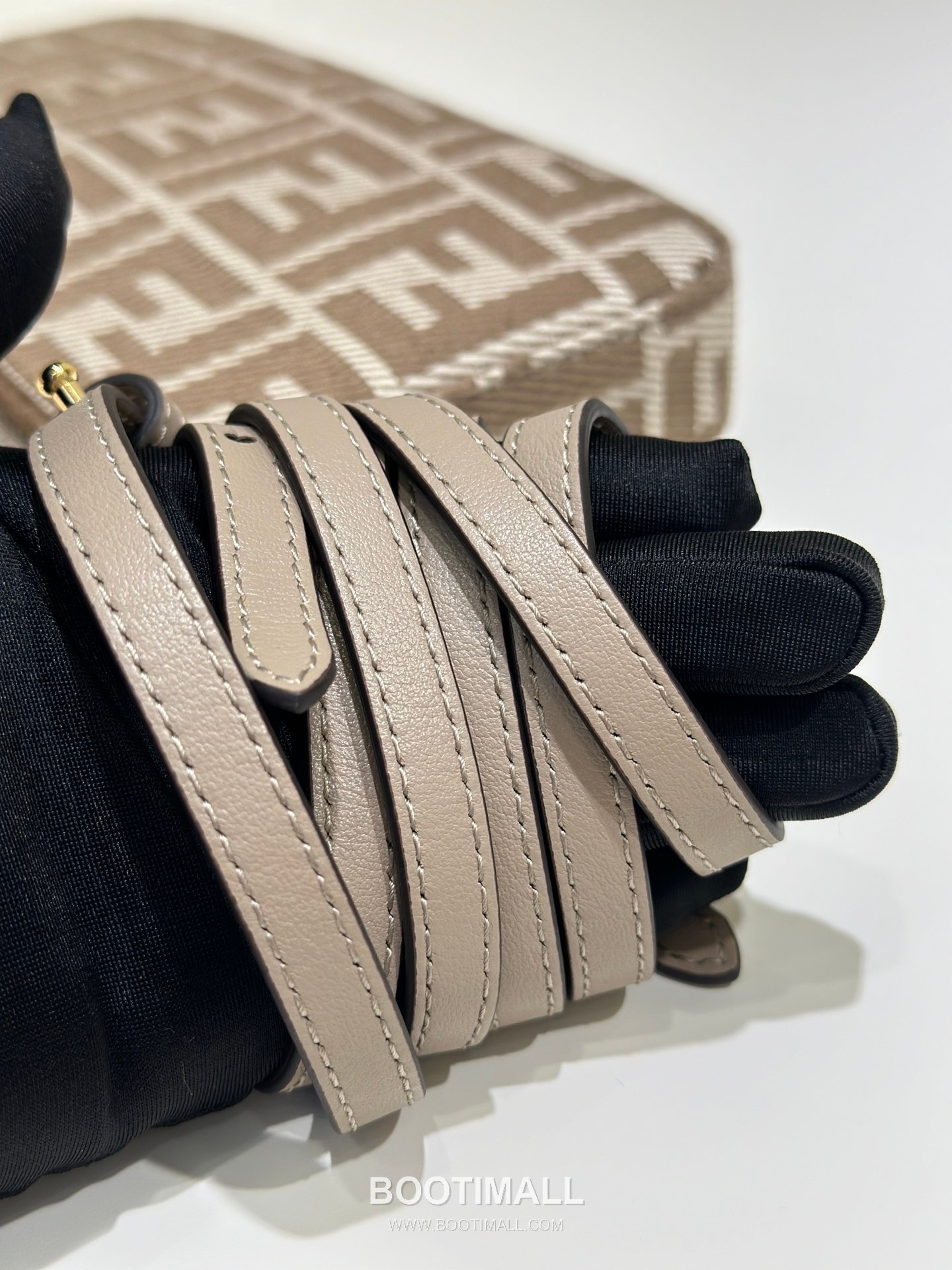 Fendi Baguette FF Jacquard Denim Clutch Bag 펜디 바게트 FF 자카드 데님 클러치백 20cm 6