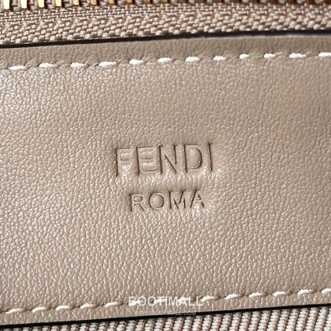 Fendi Baguette FF Jacquard Denim Clutch Bag 펜디 바게트 FF 자카드 데님 클러치백 20cm 7