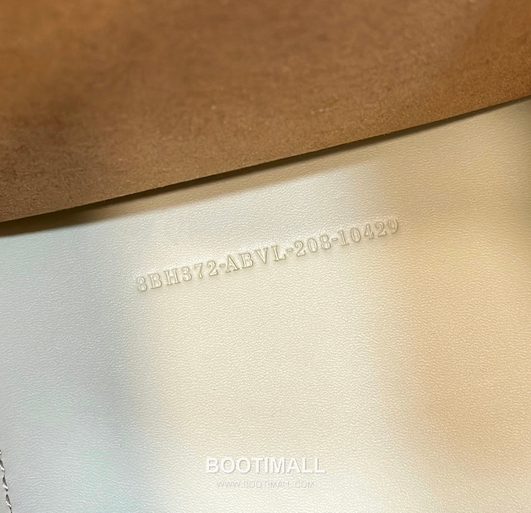 Fendi Sunshine Shopper Calfskin Tote Bag 펜디 선샤인 쇼퍼 송아지가죽 토트백 36cm 11