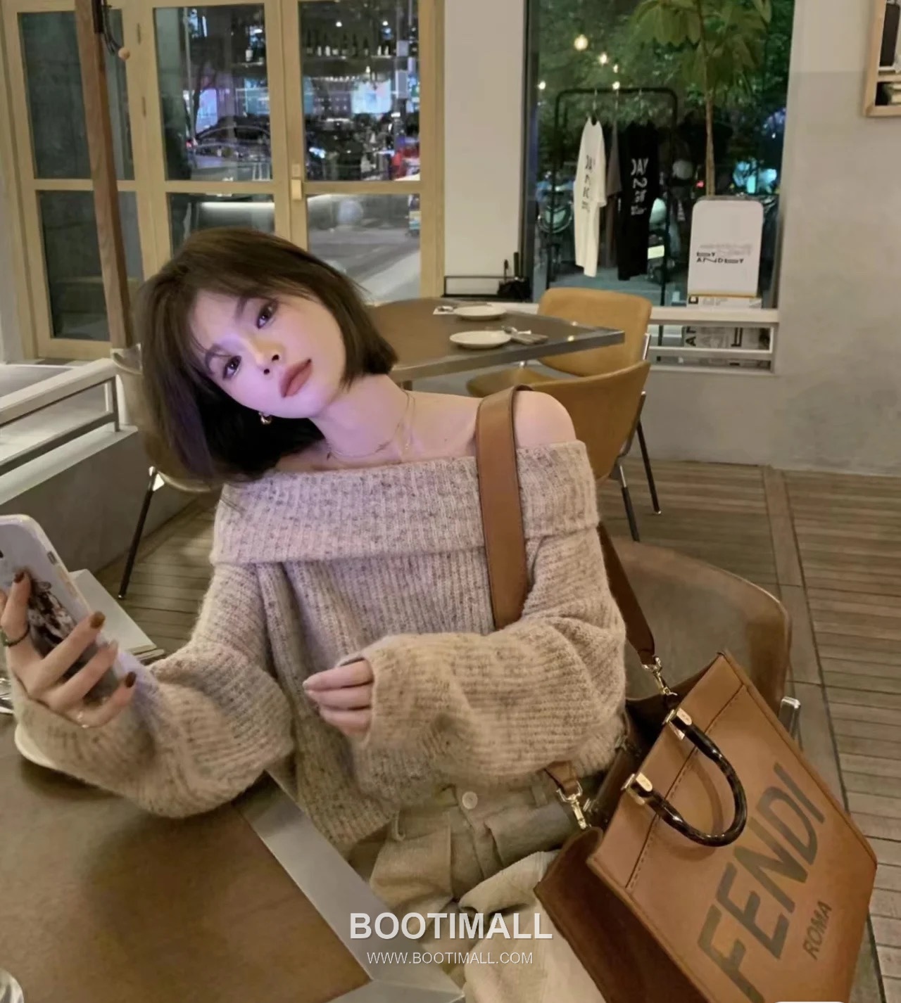 Fendi Sunshine Roma Embossed Amber Shopper Bag 펜디 선샤인 로마 엠보싱 앰버 쇼퍼백 36cm 4