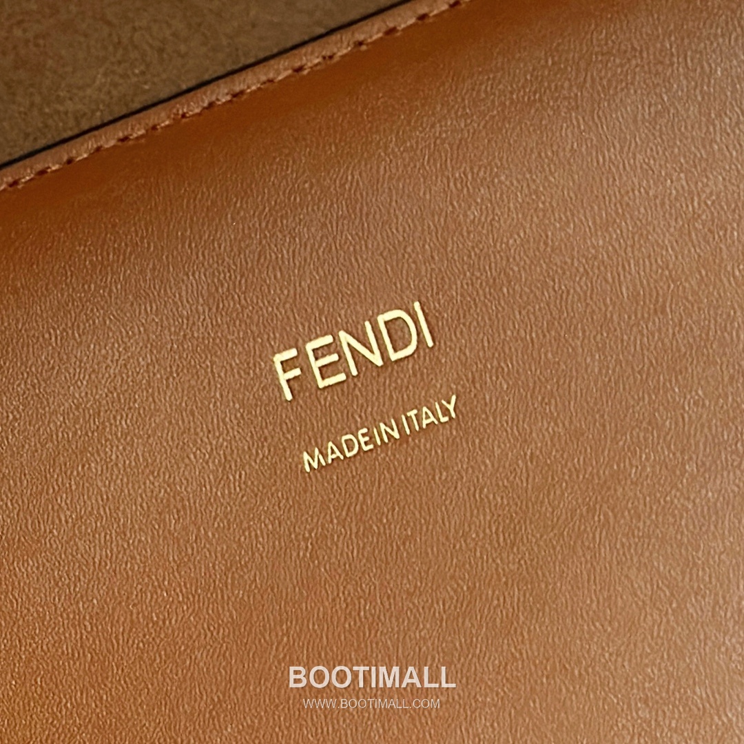 Fendi Sunshine Roma Embossed Amber Shopper Bag 펜디 선샤인 로마 엠보싱 앰버 쇼퍼백 36cm 15