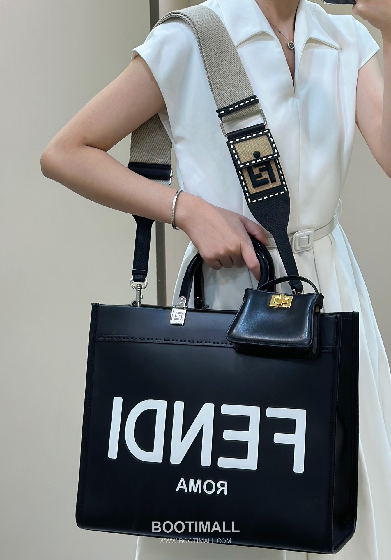 Fendi Embossed Logo Shopper Cowhide Black Bag 펜디 엠보 로고 쇼퍼 소가죽 블랙 35cm 6