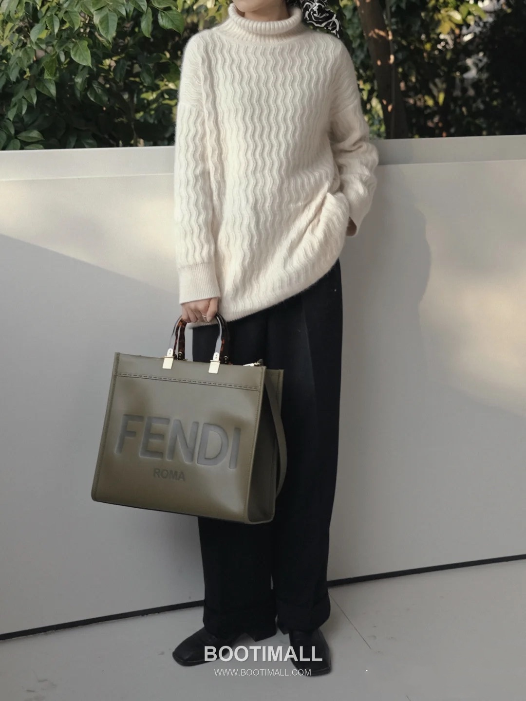 Fendi Amber Handle Shopping Cowhide Olive Green Shopper Bag 펜디 앰버 핸들 쇼핑 소가죽 올리브 그린 쇼퍼백 36cm 5