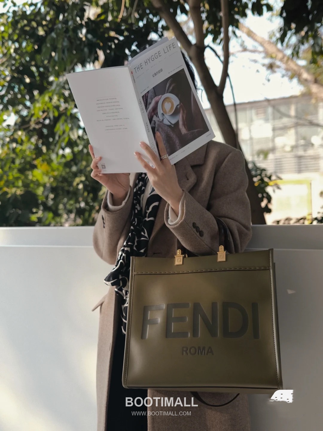 Fendi Amber Handle Shopping Cowhide Olive Green Shopper Bag 펜디 앰버 핸들 쇼핑 소가죽 올리브 그린 쇼퍼백 36cm 6