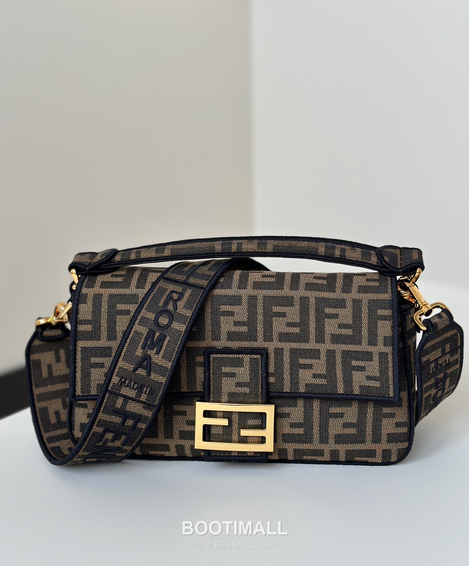 Fendi Baguette FF Fabric FF Brown Shoulder Bag 펜디 바게트 FF 패브릭 브라운 숄더백 26cm 12
