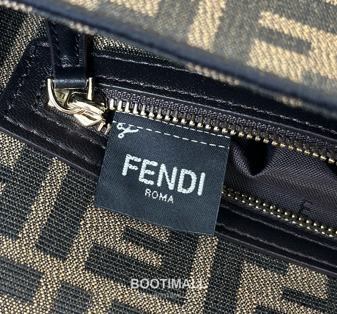 Fendi Baguette FF Fabric FF Brown Shoulder Bag 펜디 바게트 FF 패브릭 브라운 숄더백 26cm 15