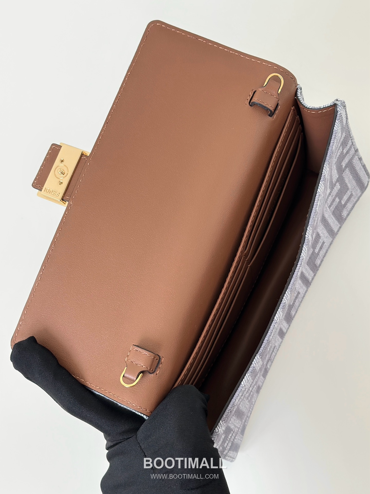 Fendi Baguette FF Denim Chain Wallet 펜디 바게트 FF 데님 체인 월렛 21cm 15