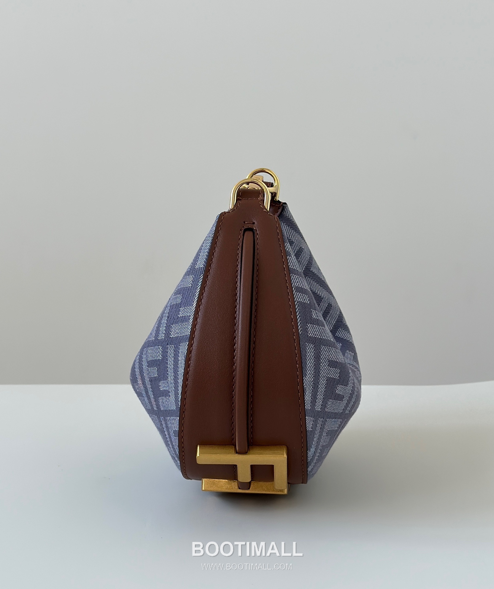 Fendi Fendigraphy Jacquard Logo Crescent Denim Blue Shoulder Bag 펜디 그래피 자카드 로고 크레센트 데님 블루 숄더백 20cm 11