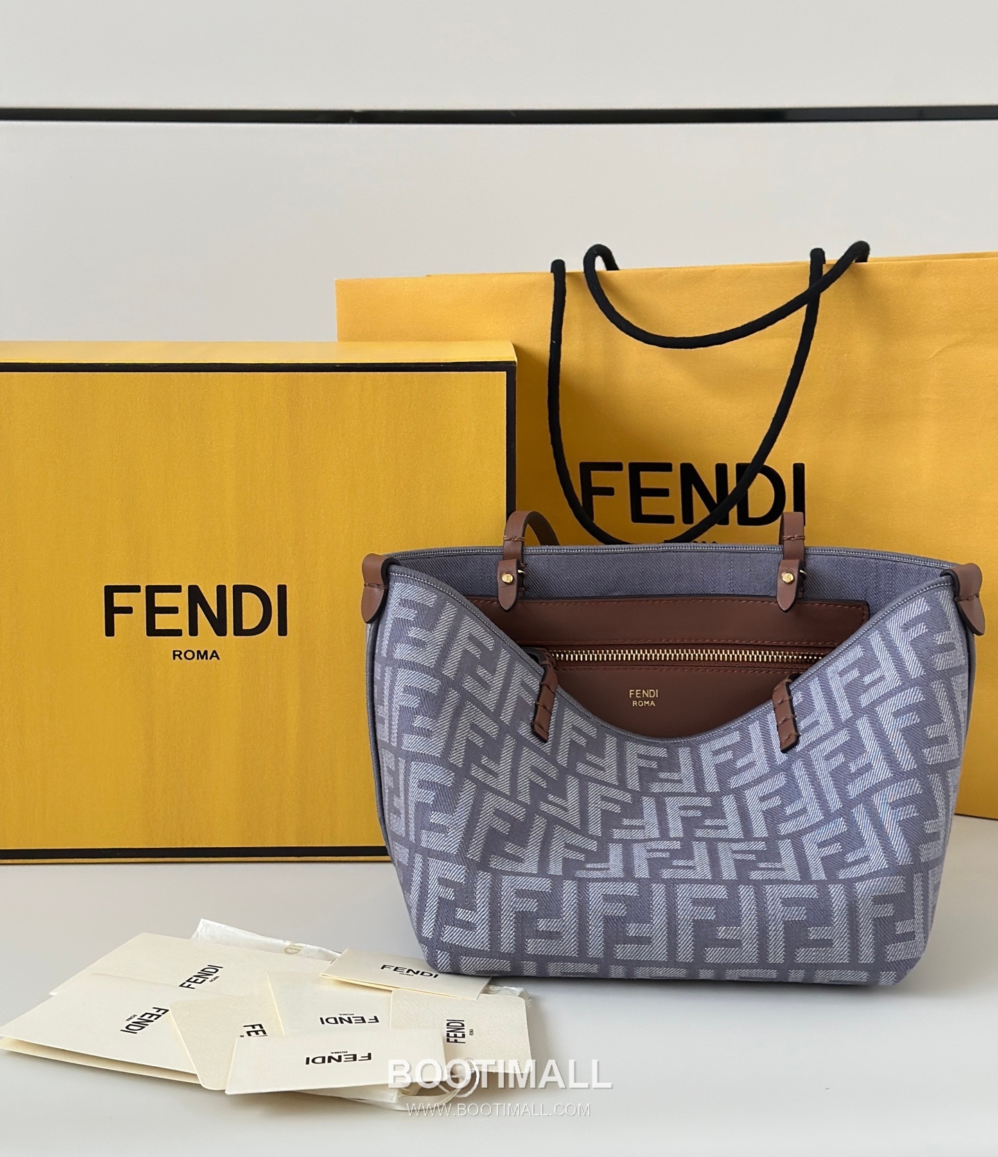 Fendi Roll FF Jacquard Denim Fabric Blue Tote Bag 펜디 롤 FF 자카드 데님 패브릭 블루 토트백 22cm 10