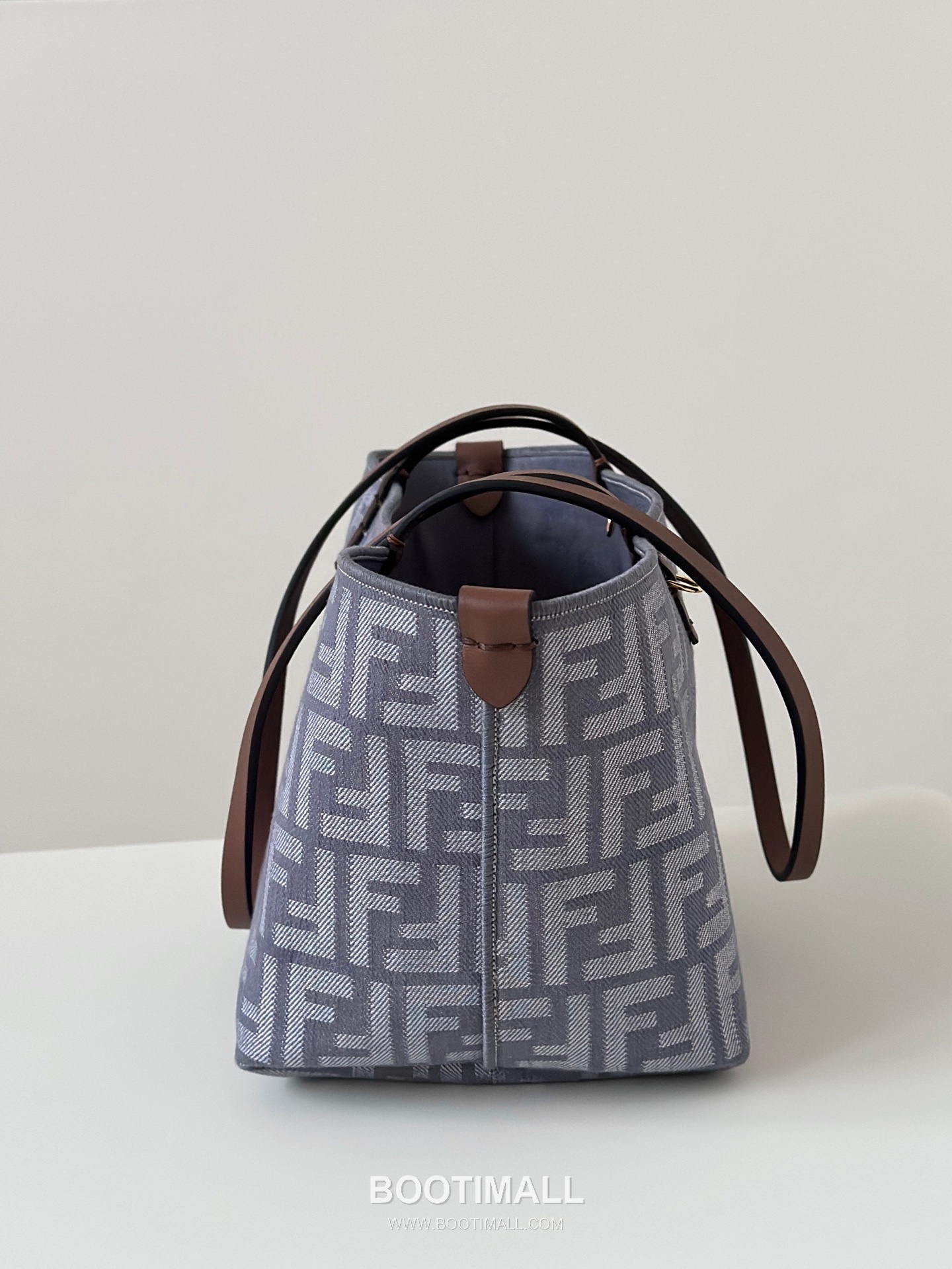 Fendi Roll FF Jacquard Denim Fabric Blue Tote Bag 펜디 롤 FF 자카드 데님 패브릭 블루 토트백 22cm 12