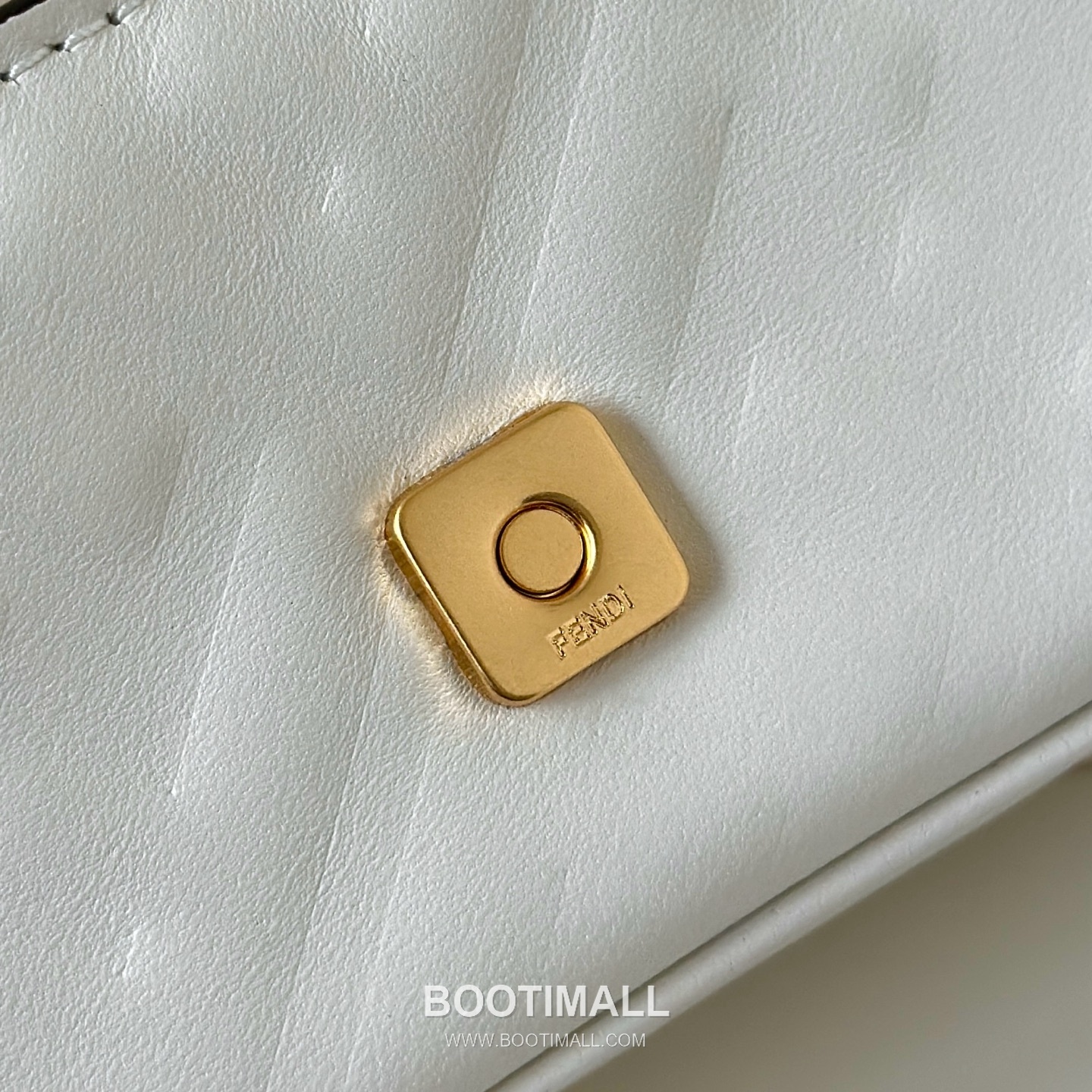 Fendi Nano Baguette Lambskin Crossbody Bag 펜디 나노 바게트 램스킨 크로스백 11cm 12