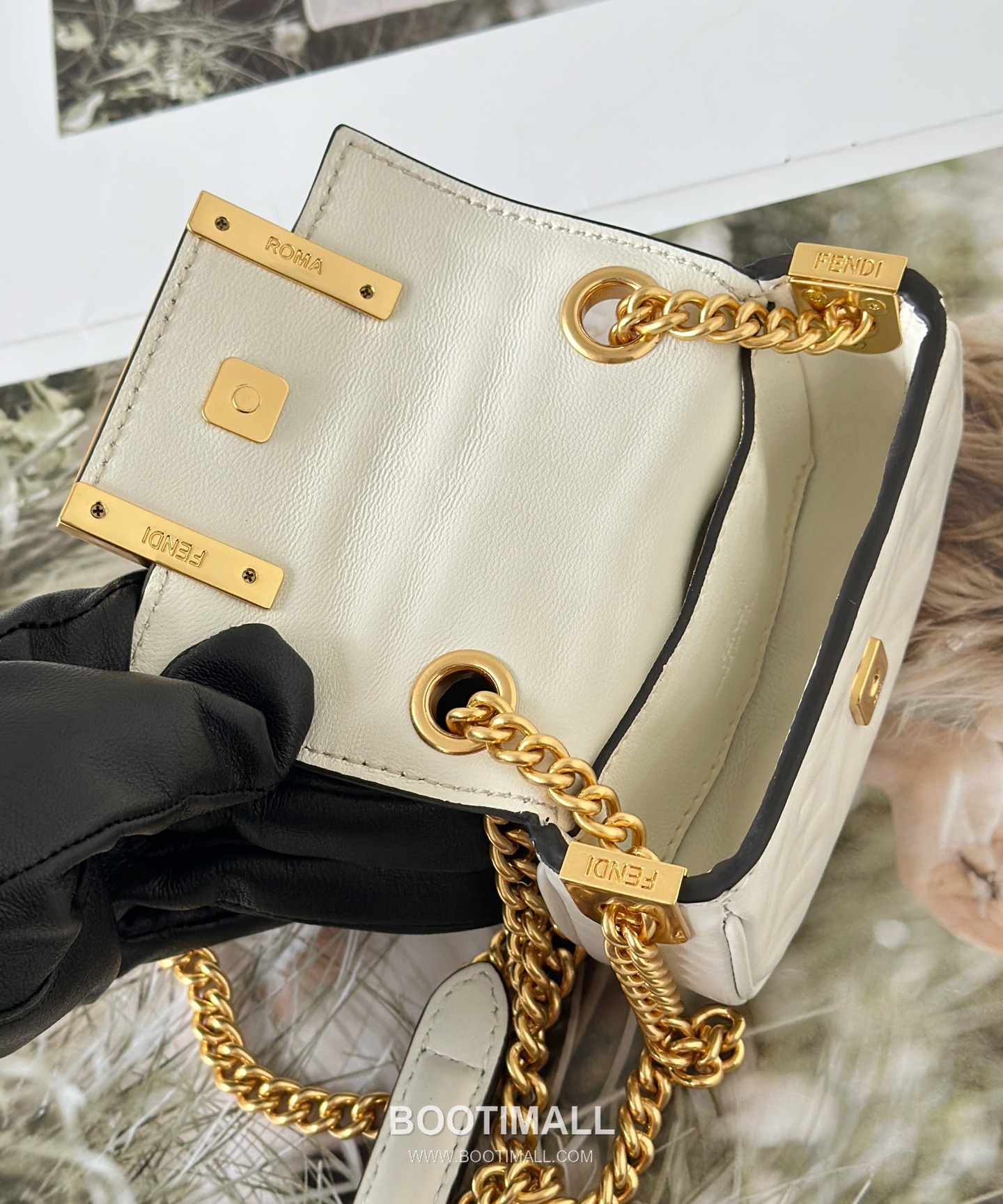 Fendi Nano Baguette Lambskin Crossbody Bag 펜디 나노 바게트 램스킨 크로스백 11cm 13