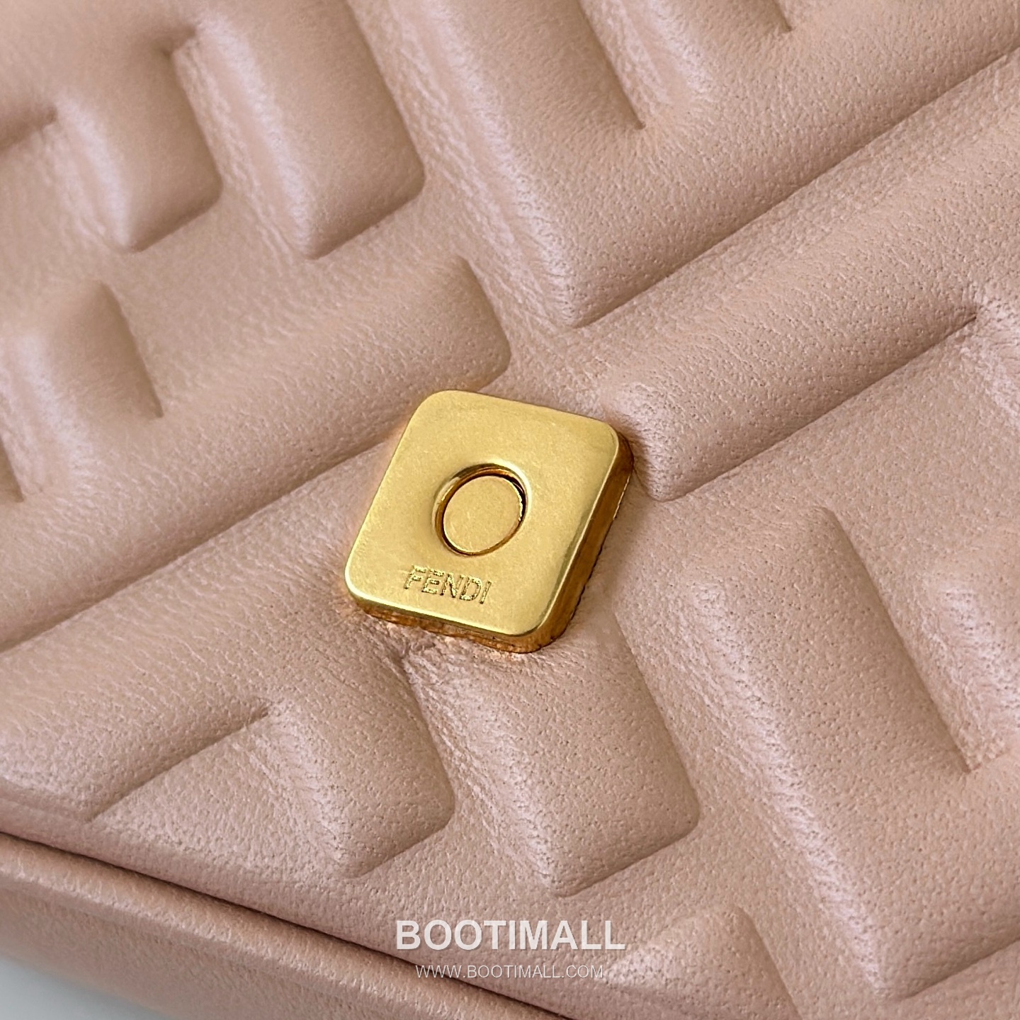 Fendi Nano Baguette Lambskin Crossbody Bag 펜디 나노 바게트 램스킨 크로스백 11cm 12