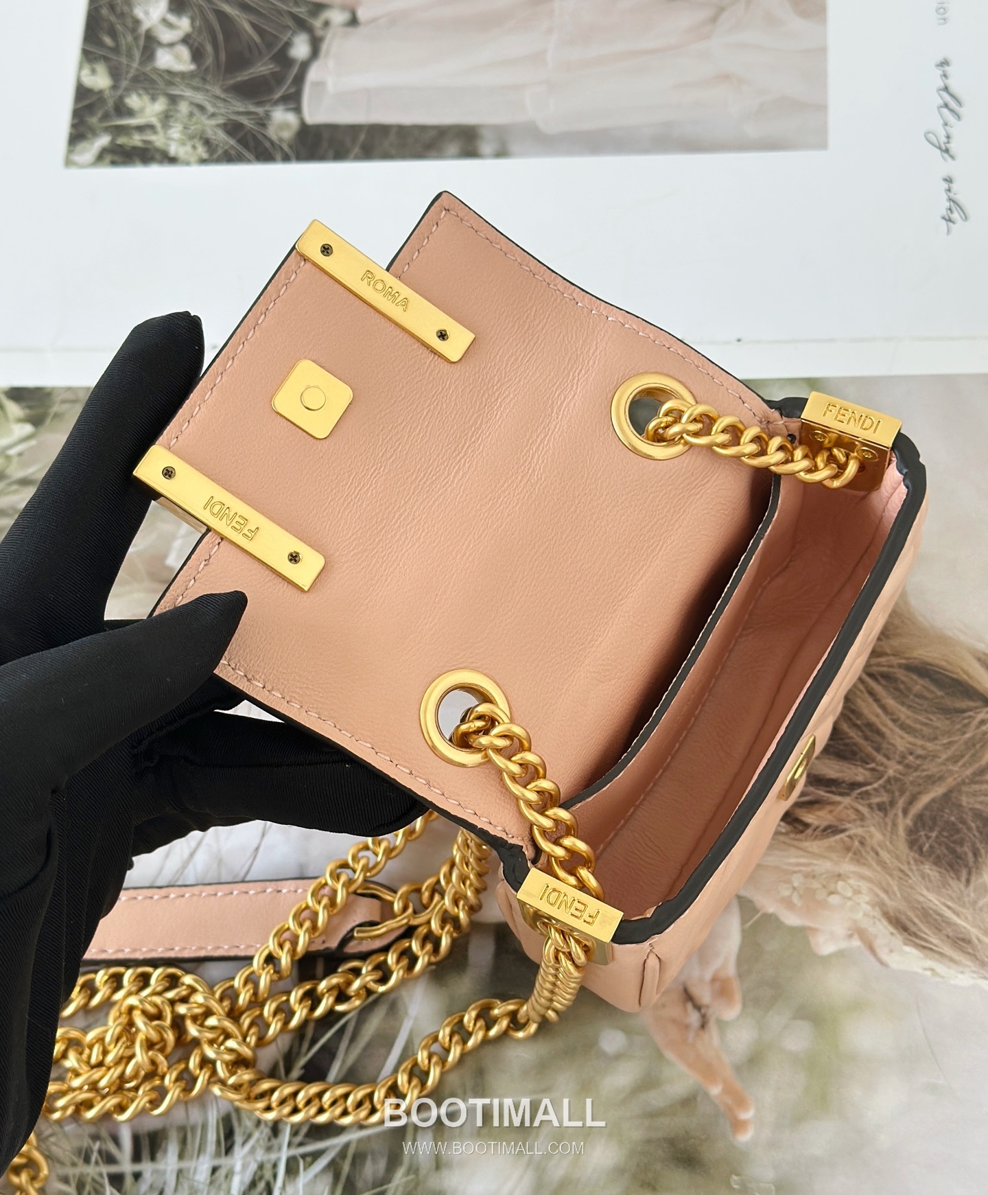 Fendi Nano Baguette Lambskin Crossbody Bag 펜디 나노 바게트 램스킨 크로스백 11cm 13