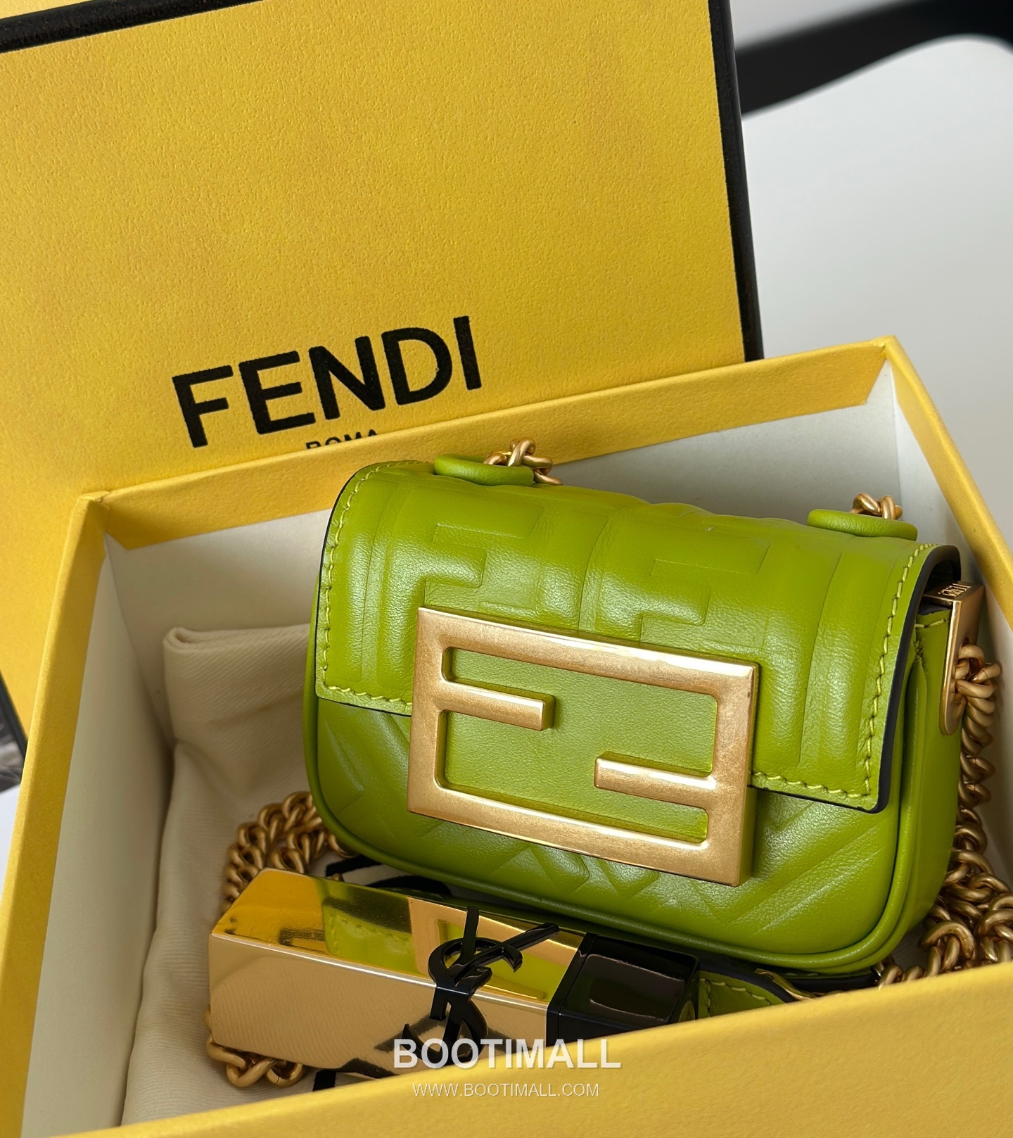 Fendi Nano Baguette Lambskin Crossbody Bag 펜디 나노 바게트 램스킨 크로스백 11cm 5