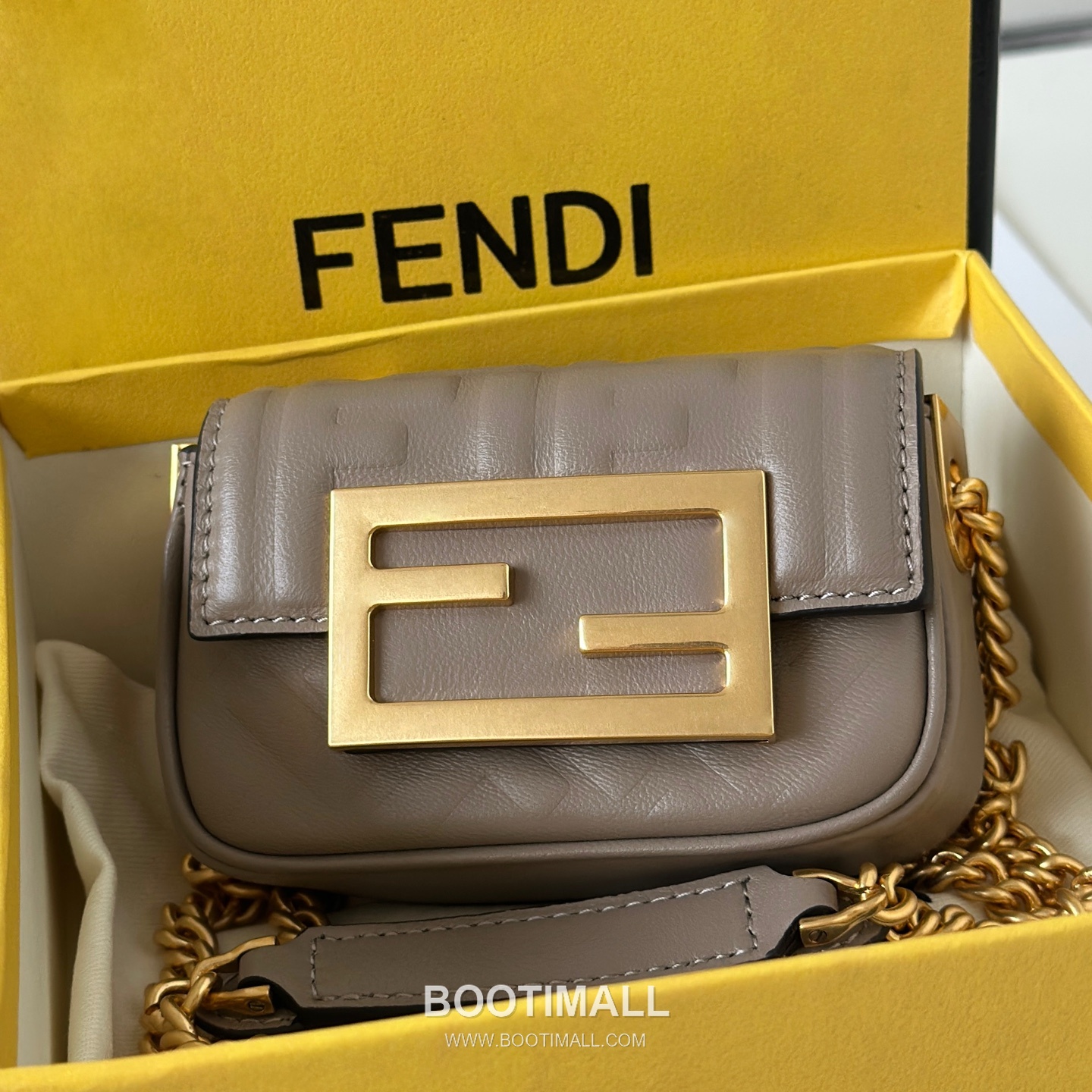 Fendi Nano Baguette Lambskin Chain Mini Bag 펜디 나노 바게트 램스킨 체인 미니백 11cm 5