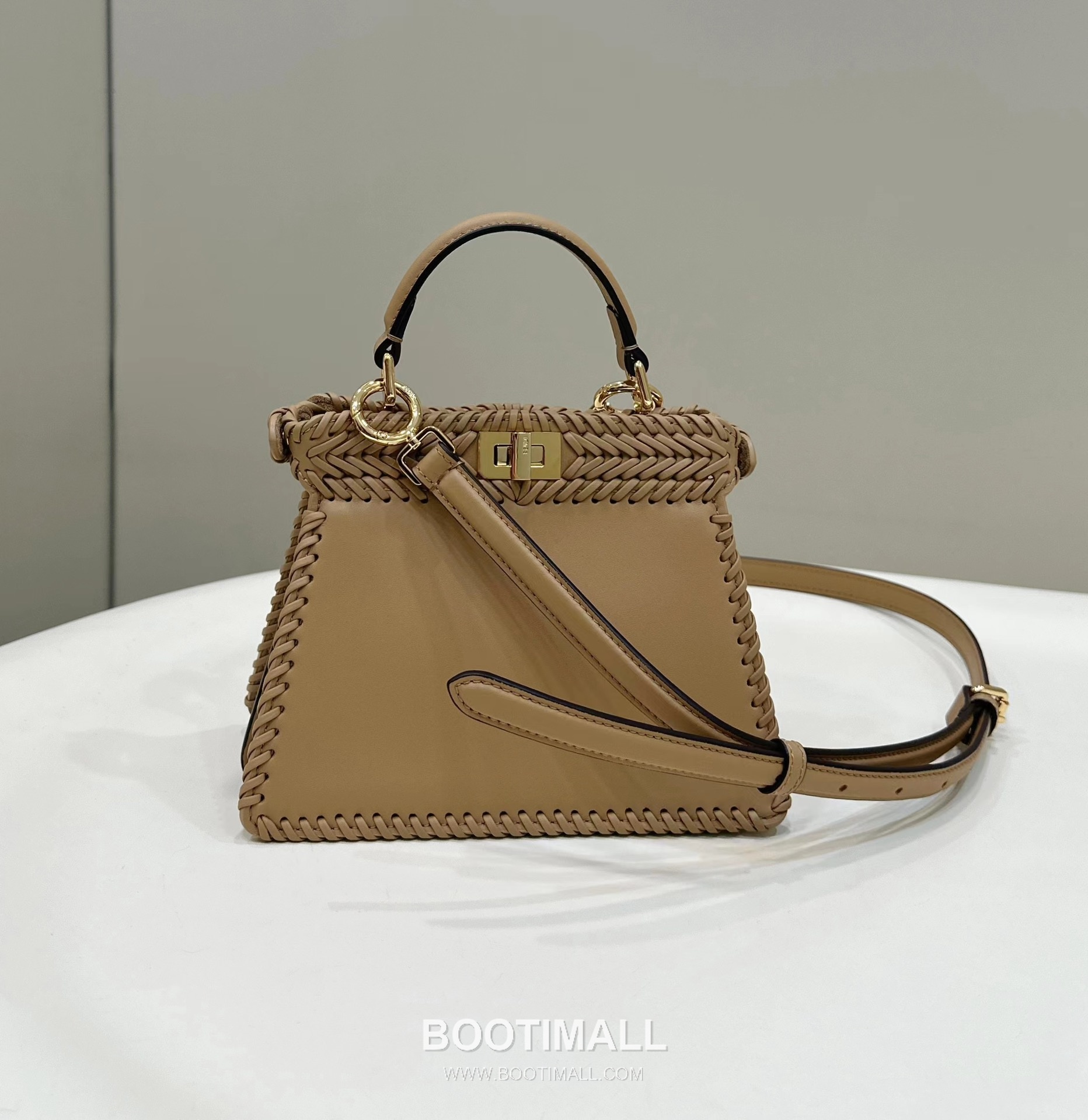 Fendi Peekaboo ISeeU Braided Woven Calfskin Top Handle Bag 펜디 피카부 아이씨유 브레이디드 우븐 카프스킨 탑핸들백 20cm 10