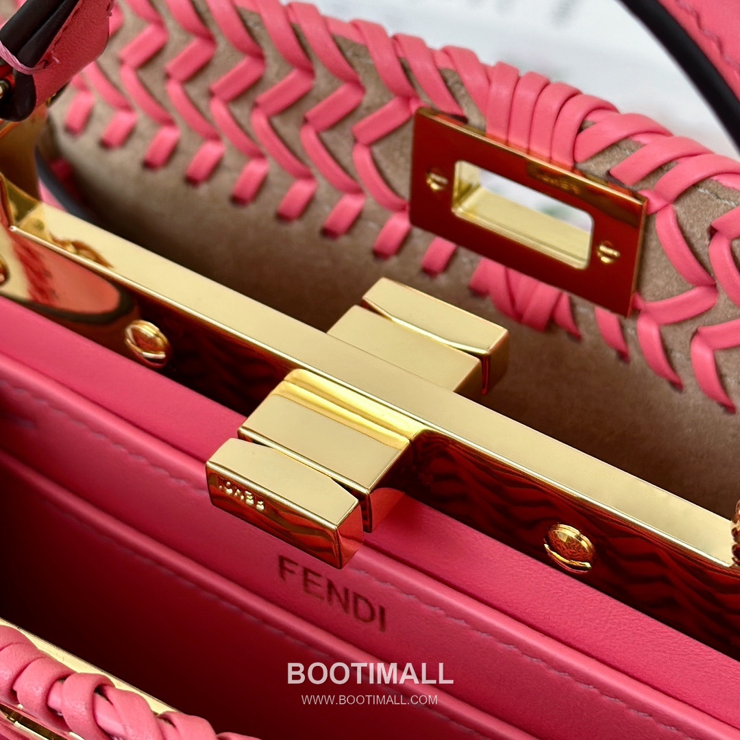Fendi Peekaboo ISeeU Woven Leather Top Handle Bag 펜디 피카부 아이씨유 위빙 가죽 탑핸들백 20cm 13