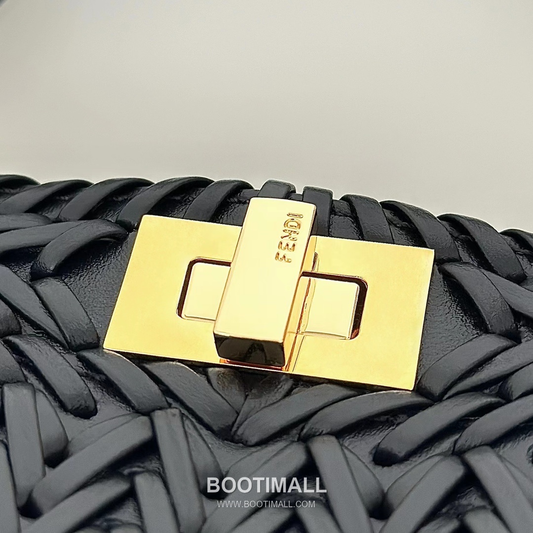 Fendi Peekaboo ISeeU Braided Woven Calfskin Black Top Handle Bag 펜디 피카부 아이씨유 브레이디드 우븐 카프스킨 블랙 탑핸들백 20cm 11