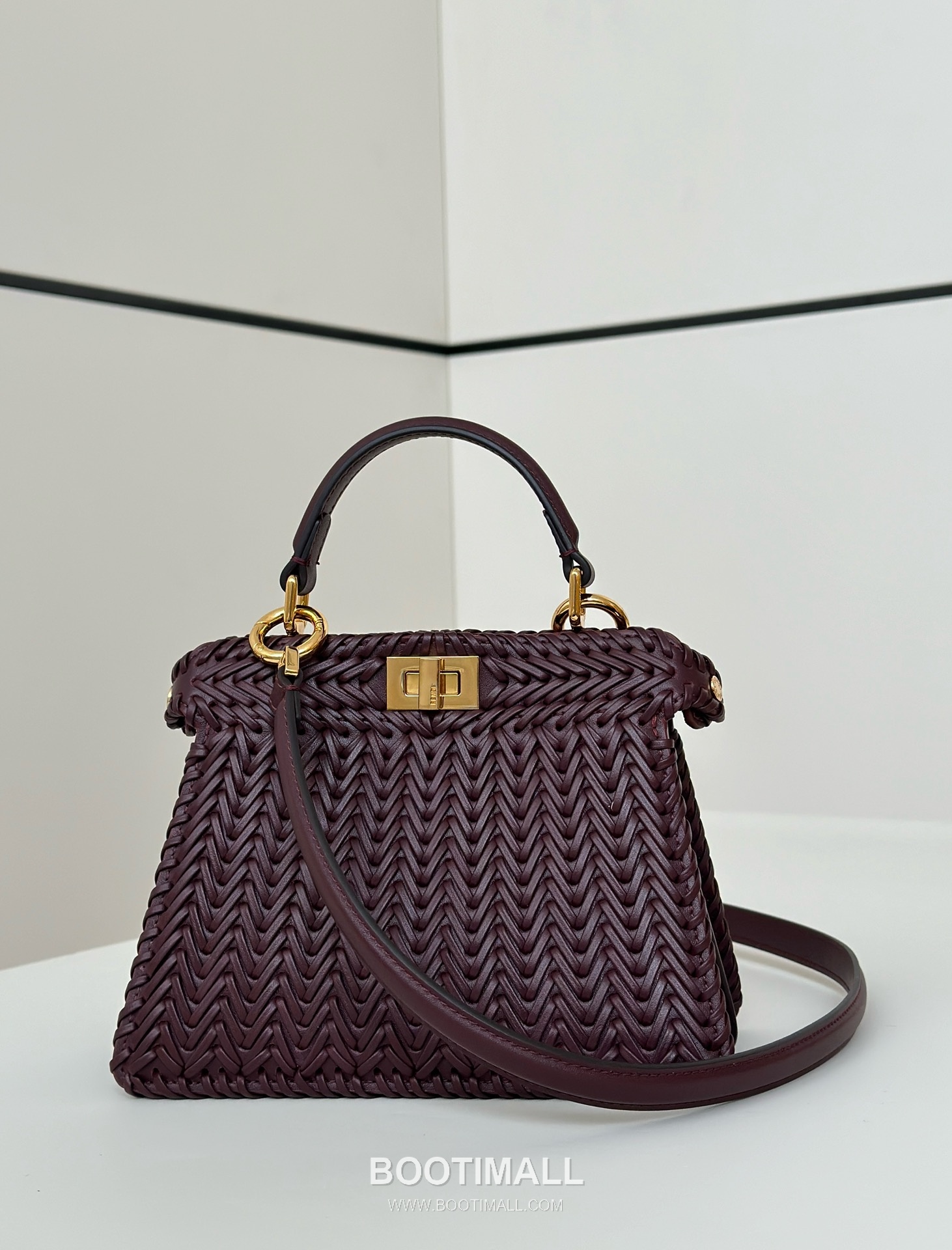 Fendi Peekaboo ISeeU Braided Calfskin Burgundy Top Handle Bag 펜디 피카부 아이씨유 브레이디드 카프스킨 버건디 탑핸들백 20cm 6