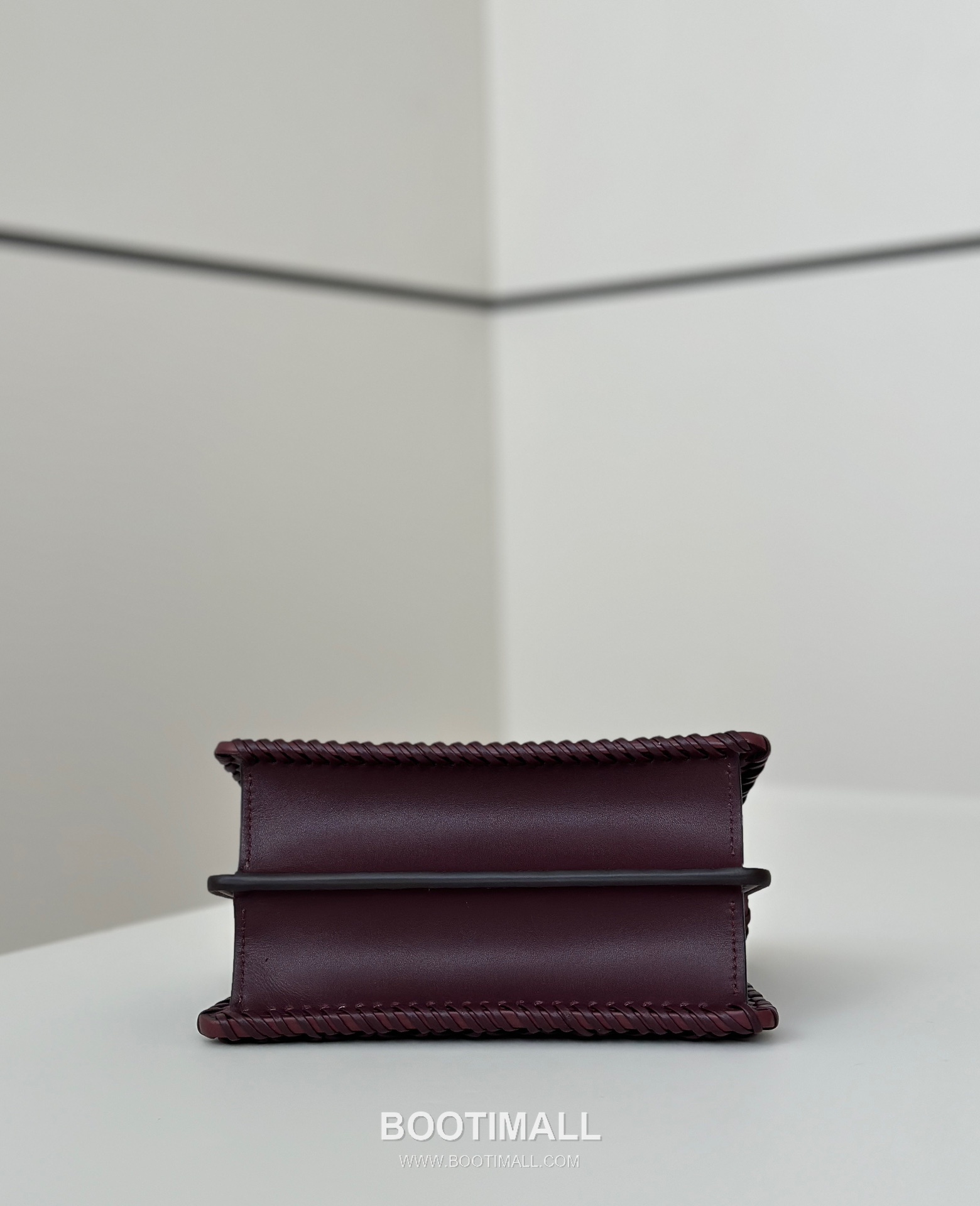 Fendi Peekaboo ISeeU Braided Calfskin Burgundy Top Handle Bag 펜디 피카부 아이씨유 브레이디드 카프스킨 버건디 탑핸들백 20cm 9