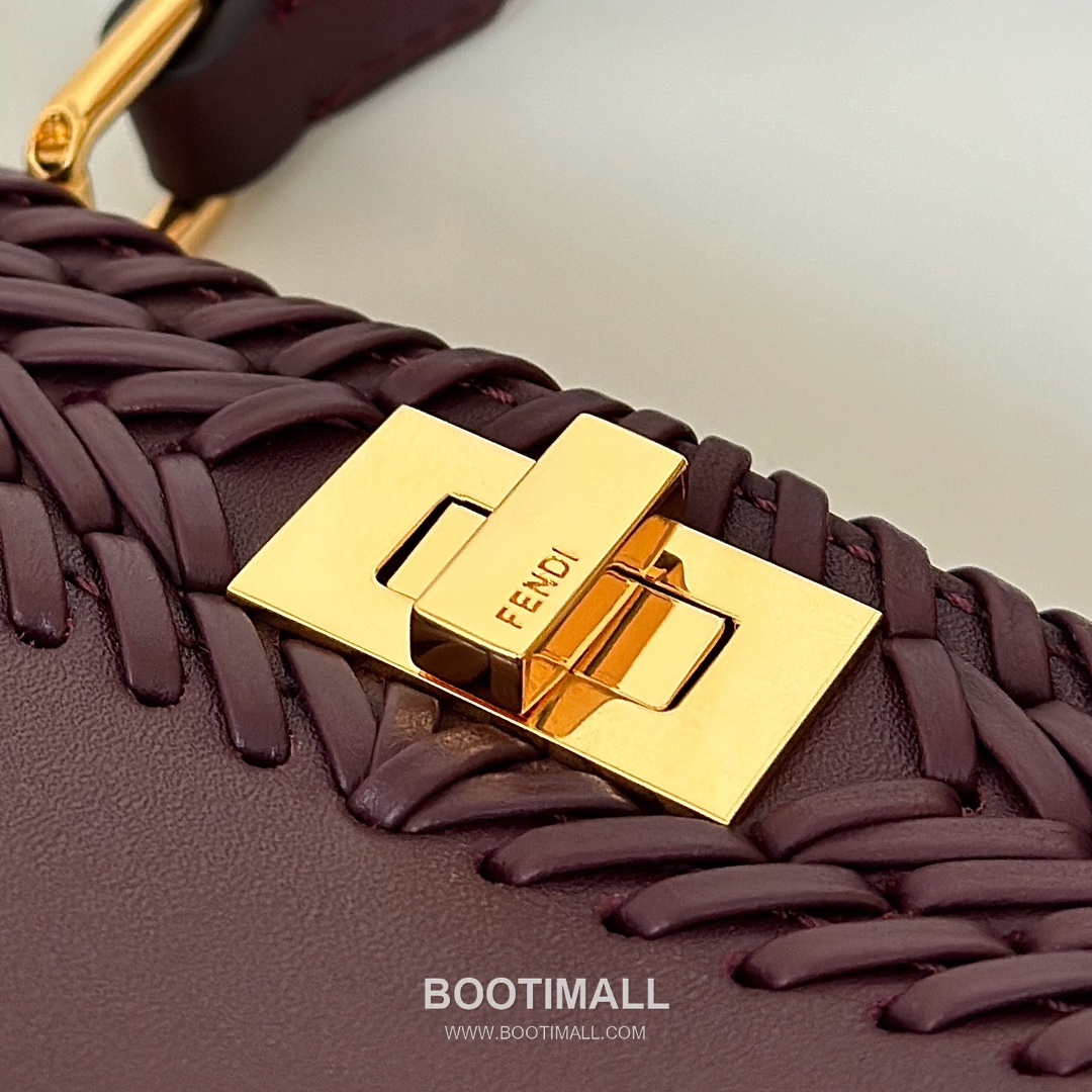 Fendi Peekaboo ISeeU Braided Calfskin Burgundy Top Handle Bag 펜디 피카부 아이씨유 브레이디드 카프스킨 버건디 탑핸들백 20cm 10