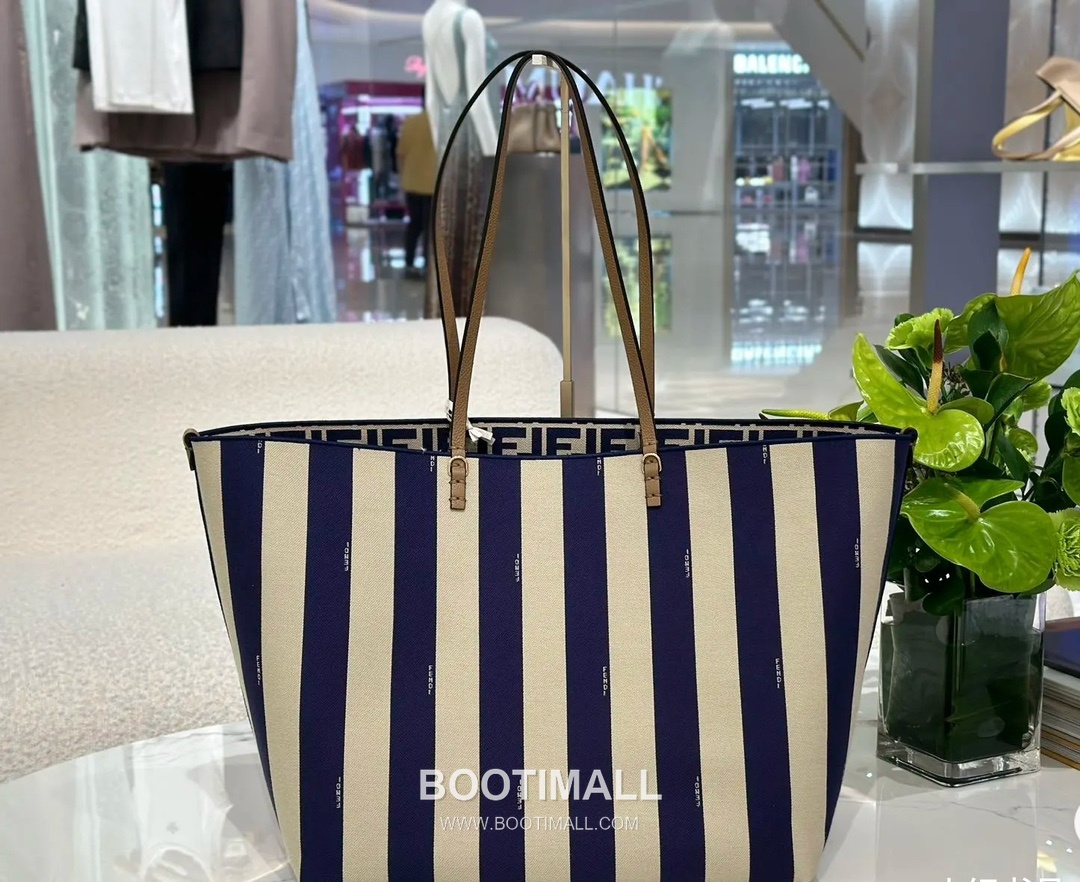 Fendi Roll Pequin FF Reversible Blue Tote Bag 펜디 롤 페퀸 FF 리버서블 블루 토트백 33cm 2