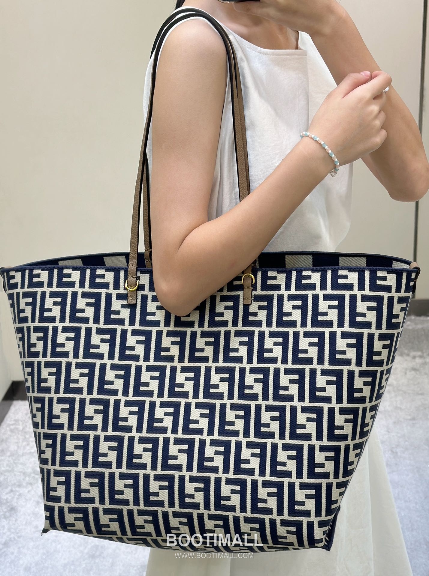 Fendi Roll Pequin FF Reversible Blue Tote Bag 펜디 롤 페퀸 FF 리버서블 블루 토트백 33cm 8