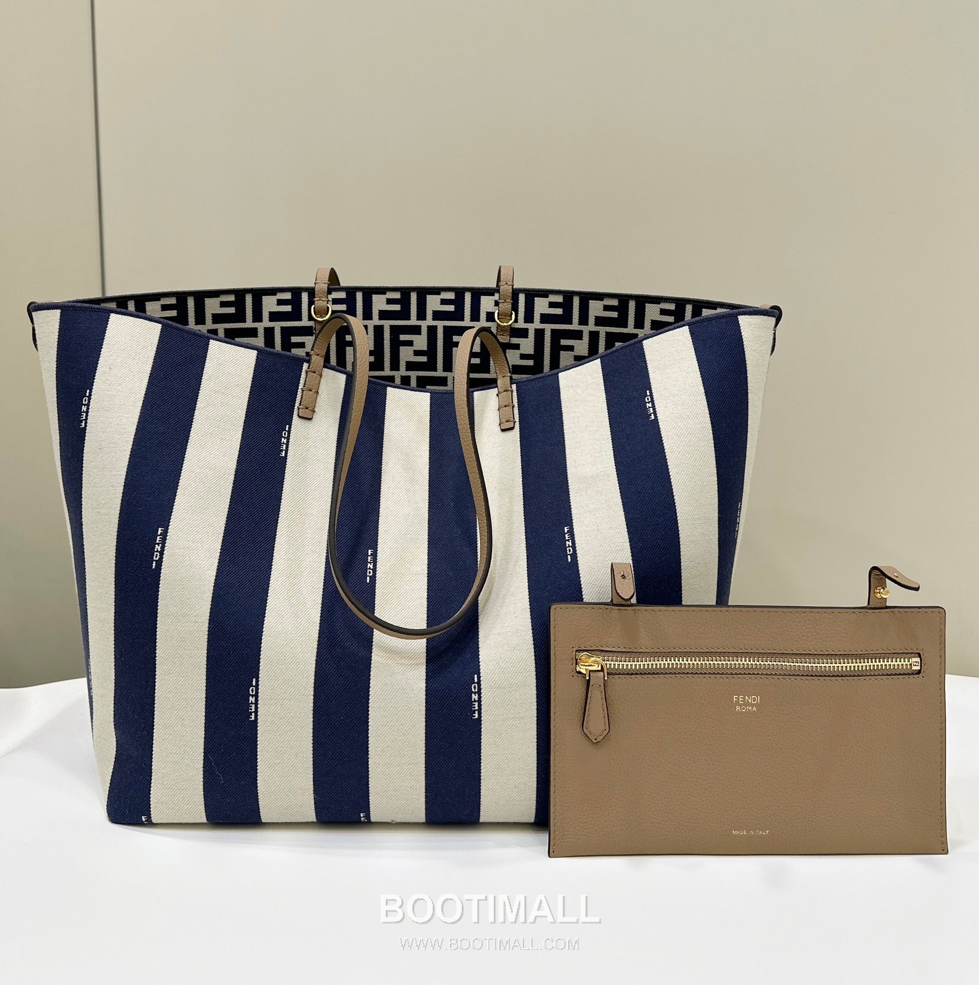 Fendi Roll Pequin FF Reversible Blue Tote Bag 펜디 롤 페퀸 FF 리버서블 블루 토트백 33cm 10