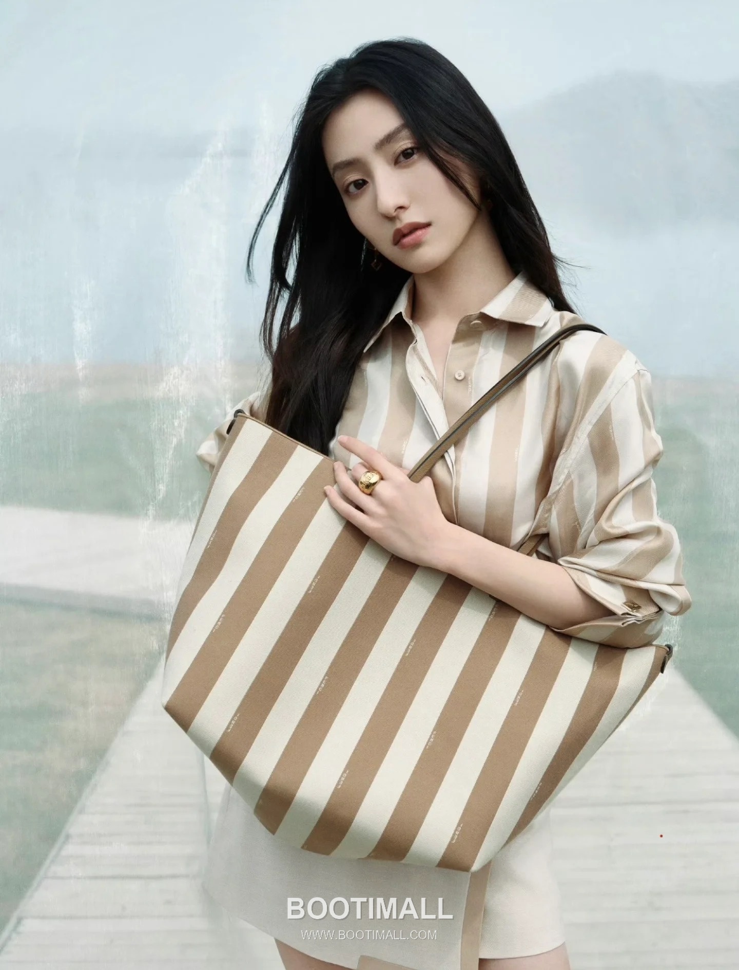 Fendi Roll Pequin FF Reversible Canvas Beige Tote Bag 펜디 롤 페퀸 FF 리버서블 캔버스 베이지 토트백 33cm 2