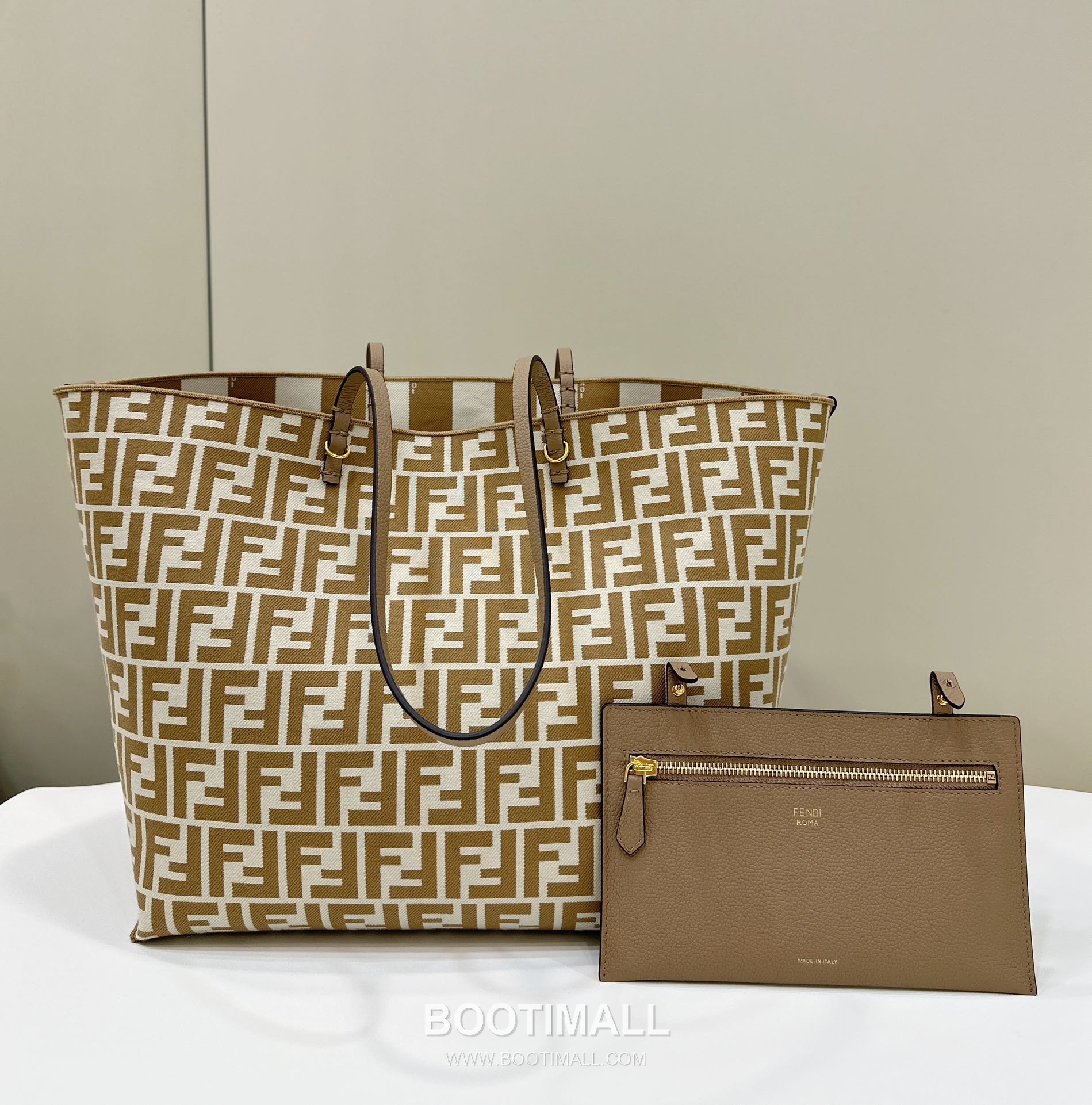 Fendi Roll Pequin FF Reversible Canvas Beige Tote Bag 펜디 롤 페퀸 FF 리버서블 캔버스 베이지 토트백 33cm 11