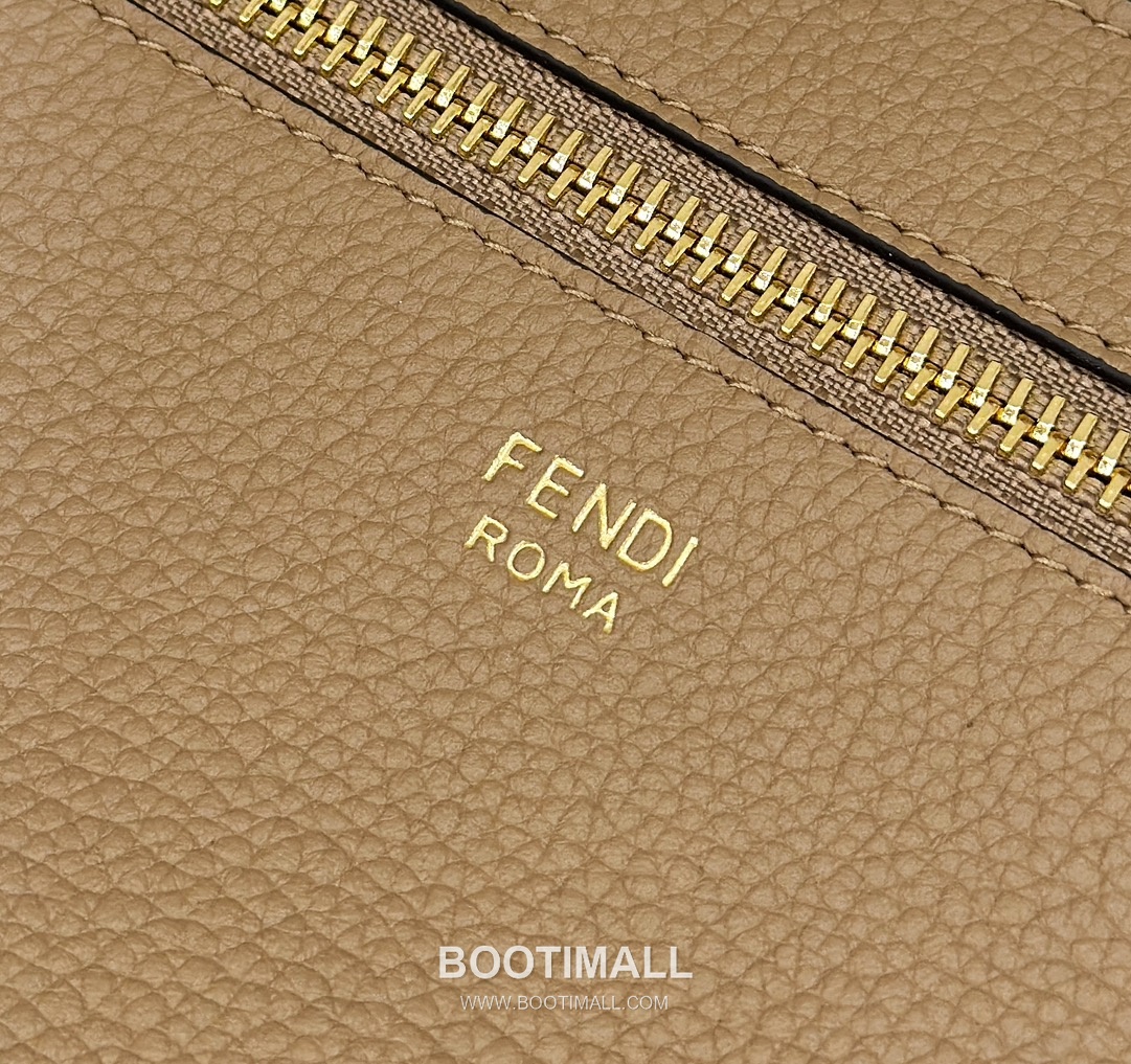 Fendi Roll Pequin FF Reversible Beige Tote Bag 펜디 롤 페퀸 FF 리버서블 베이지 토트백 22cm 13
