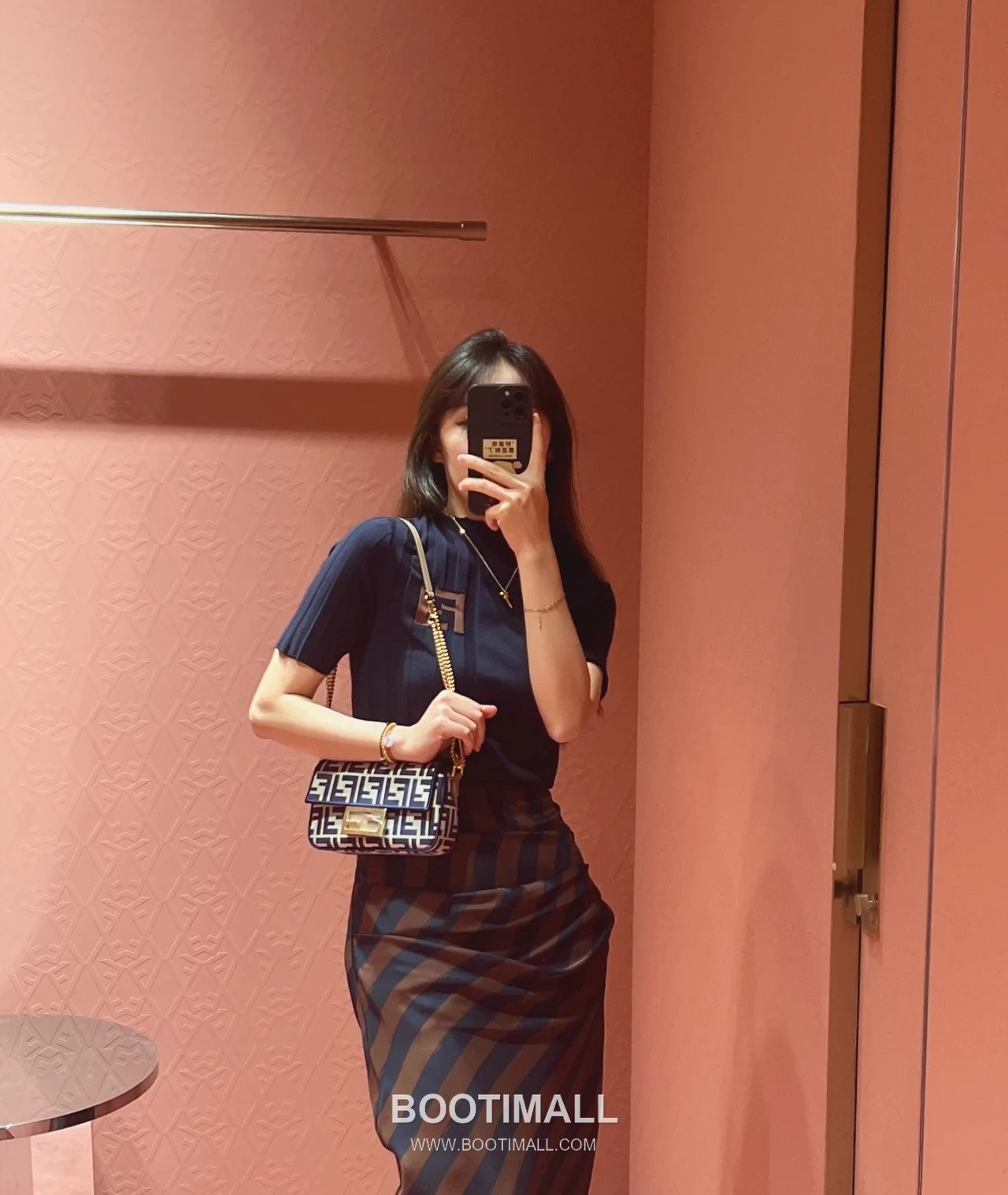 Fendi Baguette FF Logo Pequin Canvas Brown Chain Flap Bag 펜디 바게트 FF 로고 페퀸 캔버스 브라운 체인 플랩백 20cm 20