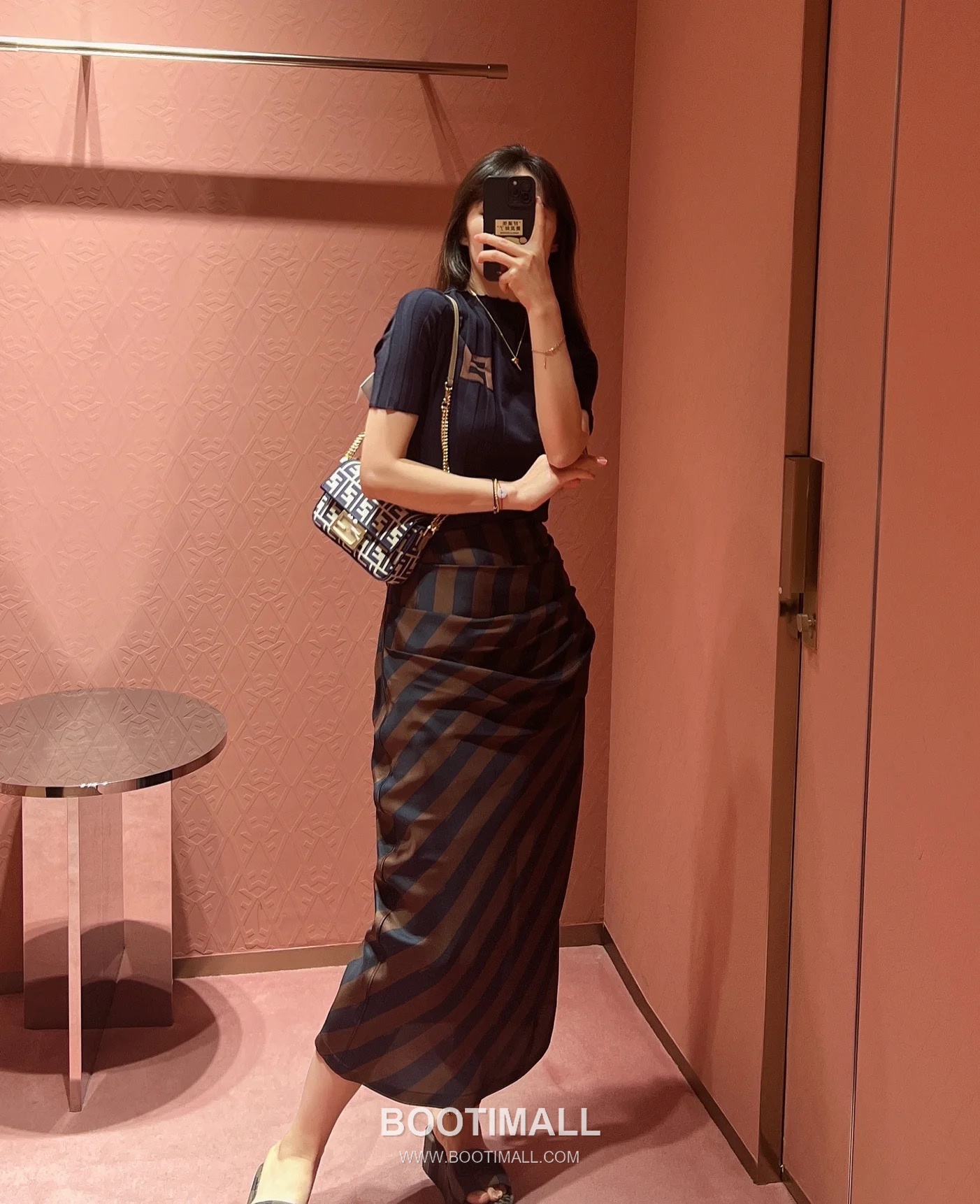 Fendi Baguette FF Logo Pequin Canvas Brown Chain Flap Bag 펜디 바게트 FF 로고 페퀸 캔버스 브라운 체인 플랩백 20cm 21