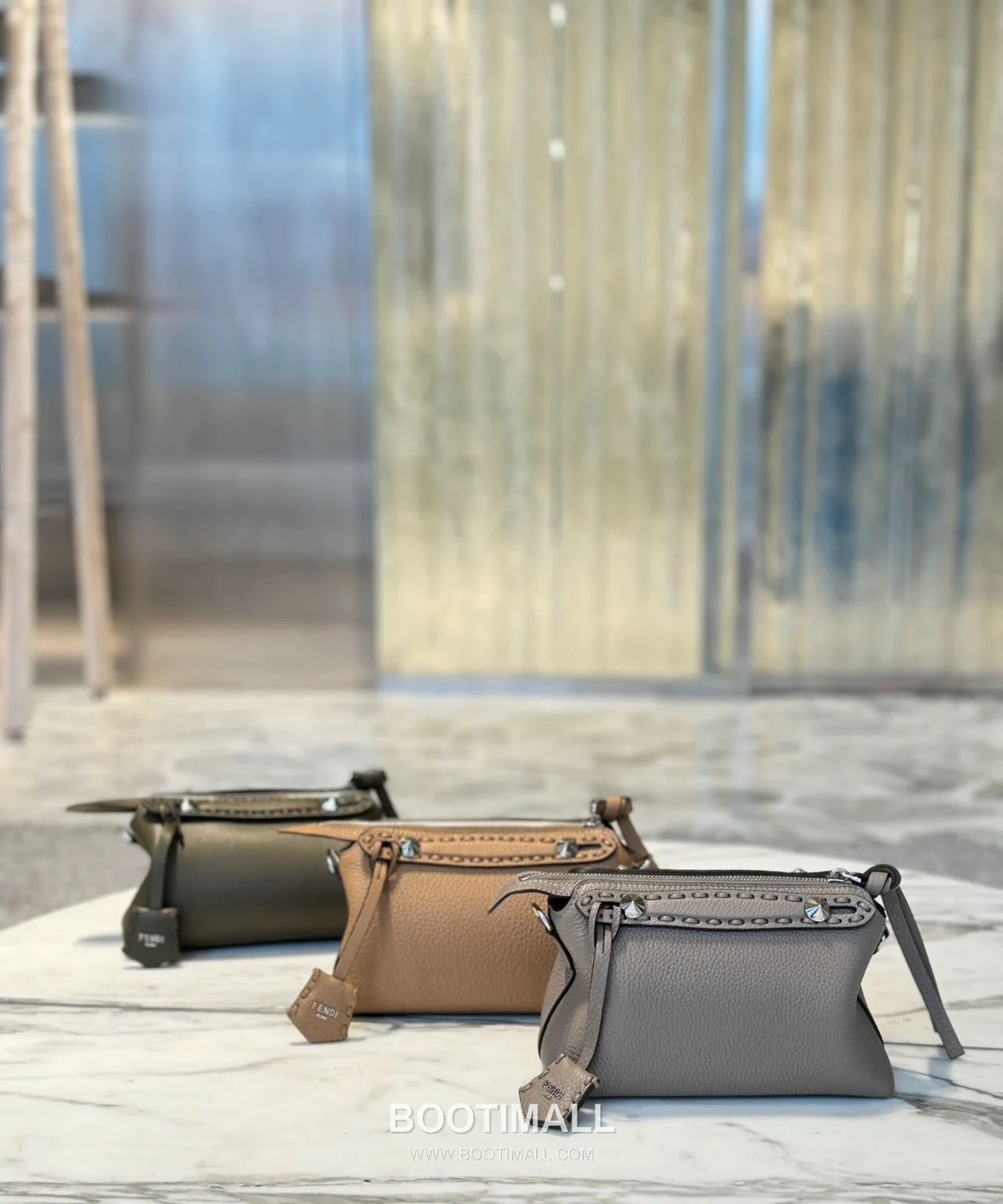 Fendi By The Way Selleria Calfskin Boston Bag 펜디 바이 더 웨이 셀레리아 카프스킨 보스턴백 20cm 18