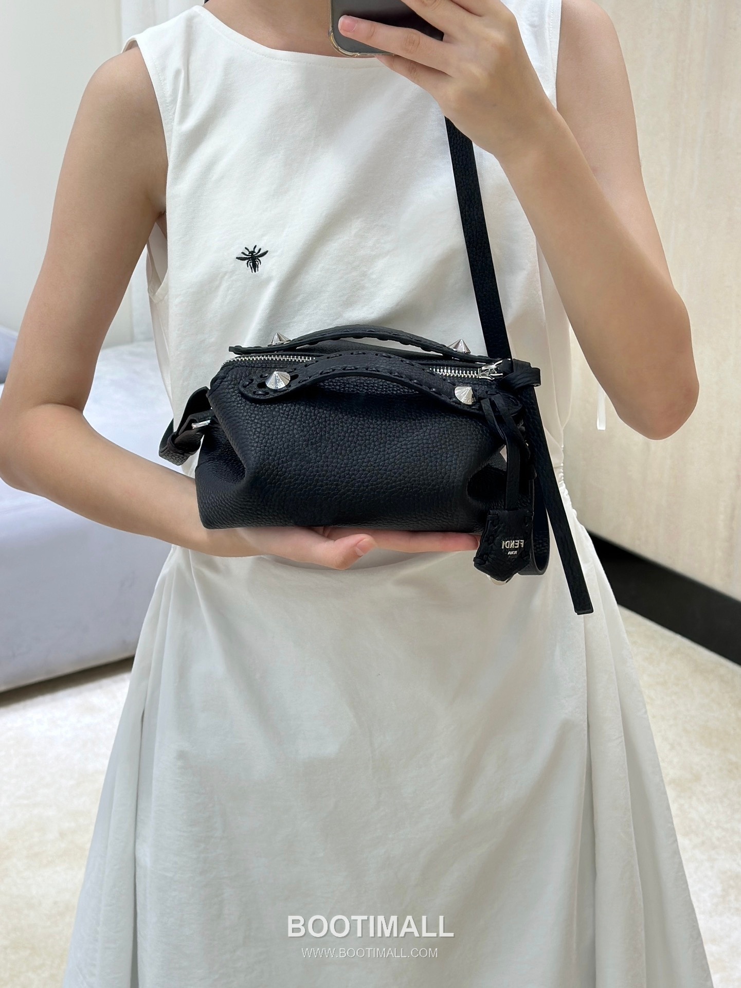 Fendi By The Way Selleria Calfskin Top Handle Bag 펜디 바이 더 웨이 셀레리아 카프스킨 탑핸들백 20cm 1