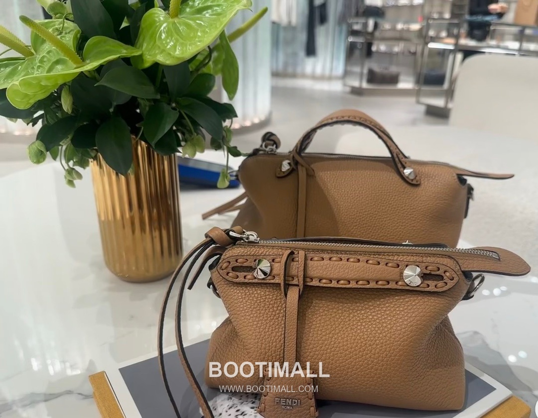 Fendi By The Way Selleria Calfskin Boston Bag 펜디 바이 더 웨이 셀레리아 카프스킨 보스턴백 20cm 5