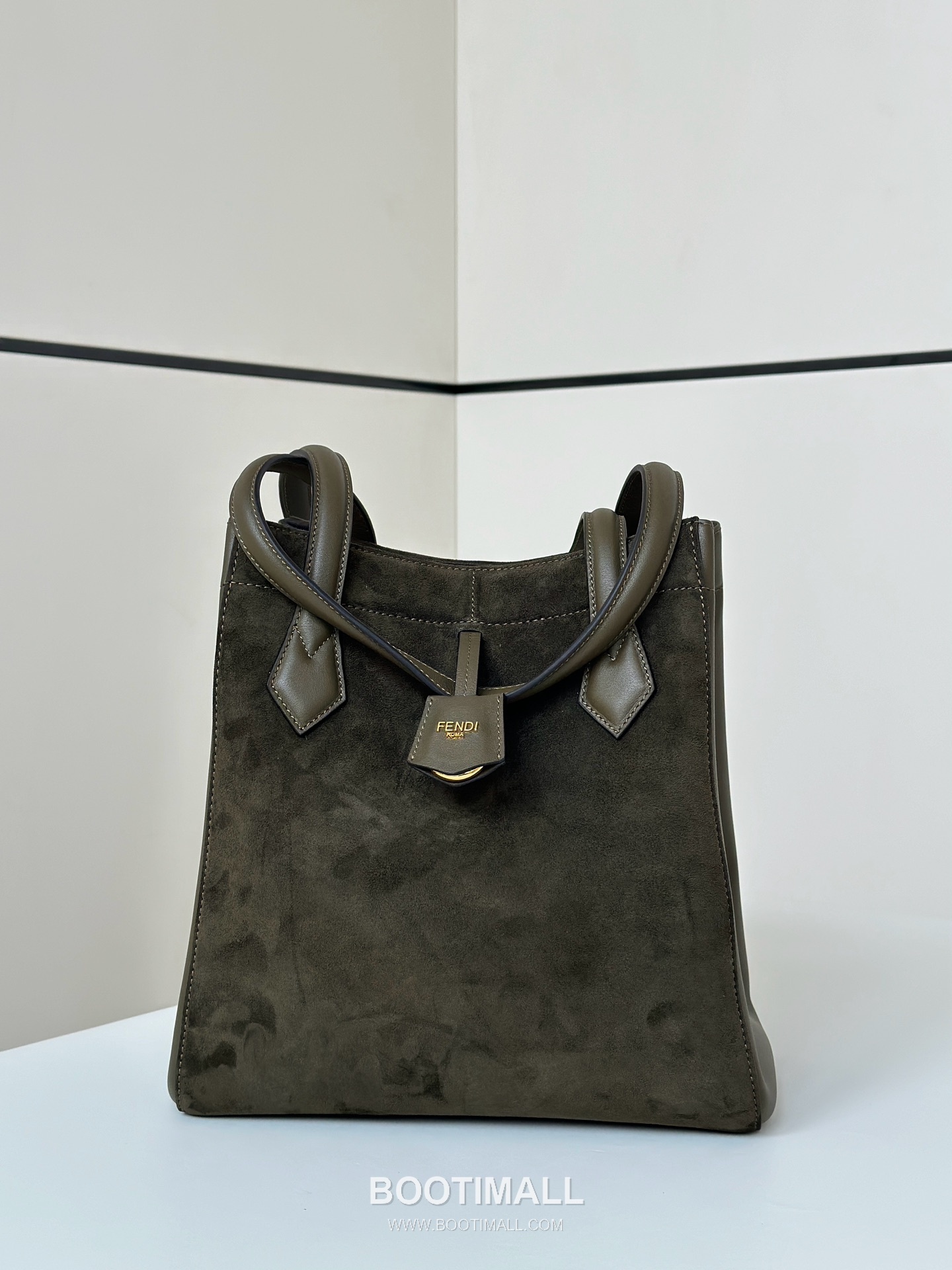 Fendi Origami Foldable Suede Calfskin Convertible Bag 펜디 오리가미 폴더블 스웨이드 카프스킨 컨버터블백 27cm 9